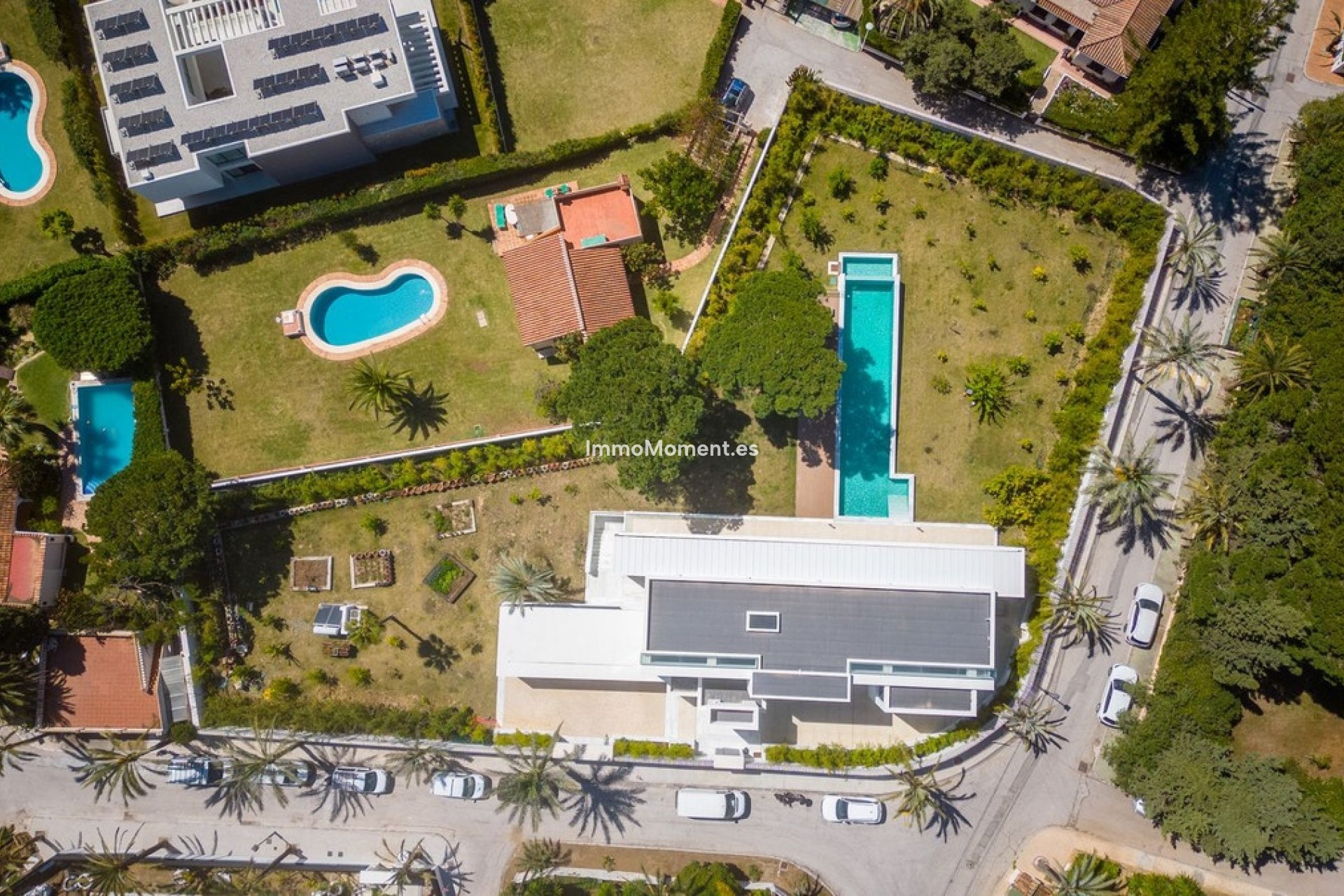 Resale - Villa - Marbella - Marbesa