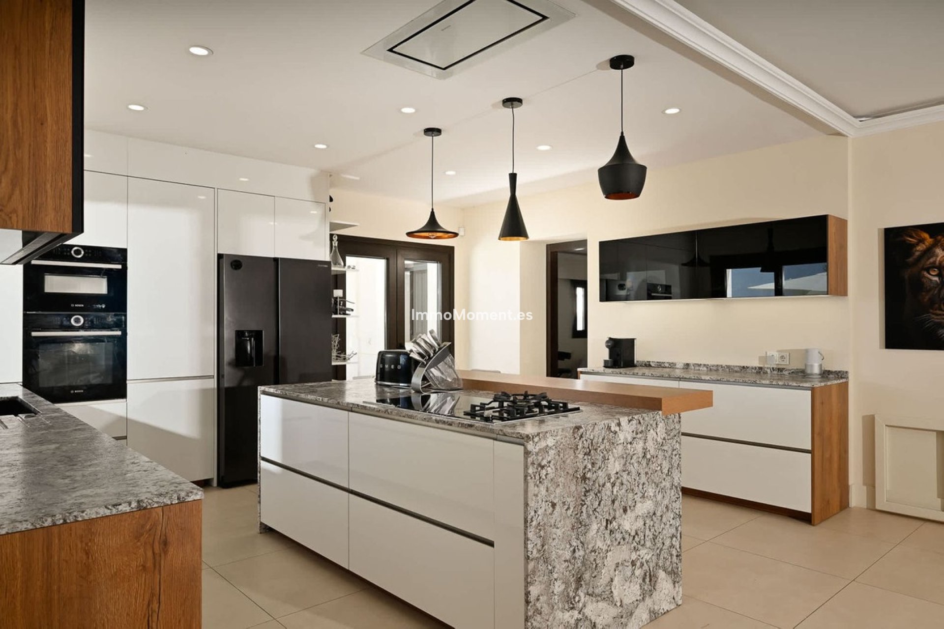 Resale - Villa - Marbella - Marbesa