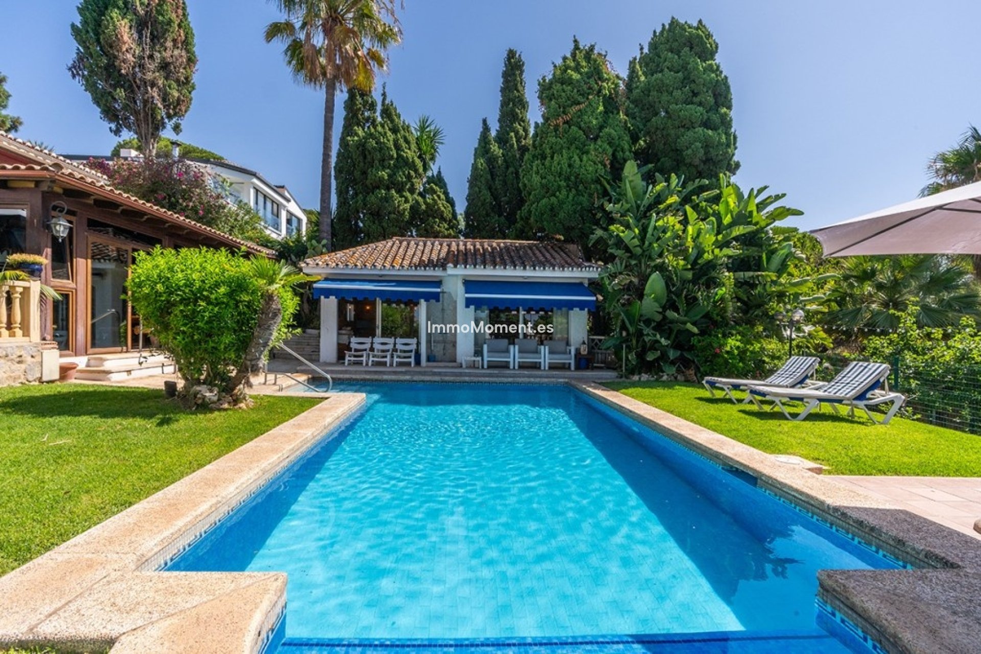 Resale - Villa - Marbella - Marbesa
