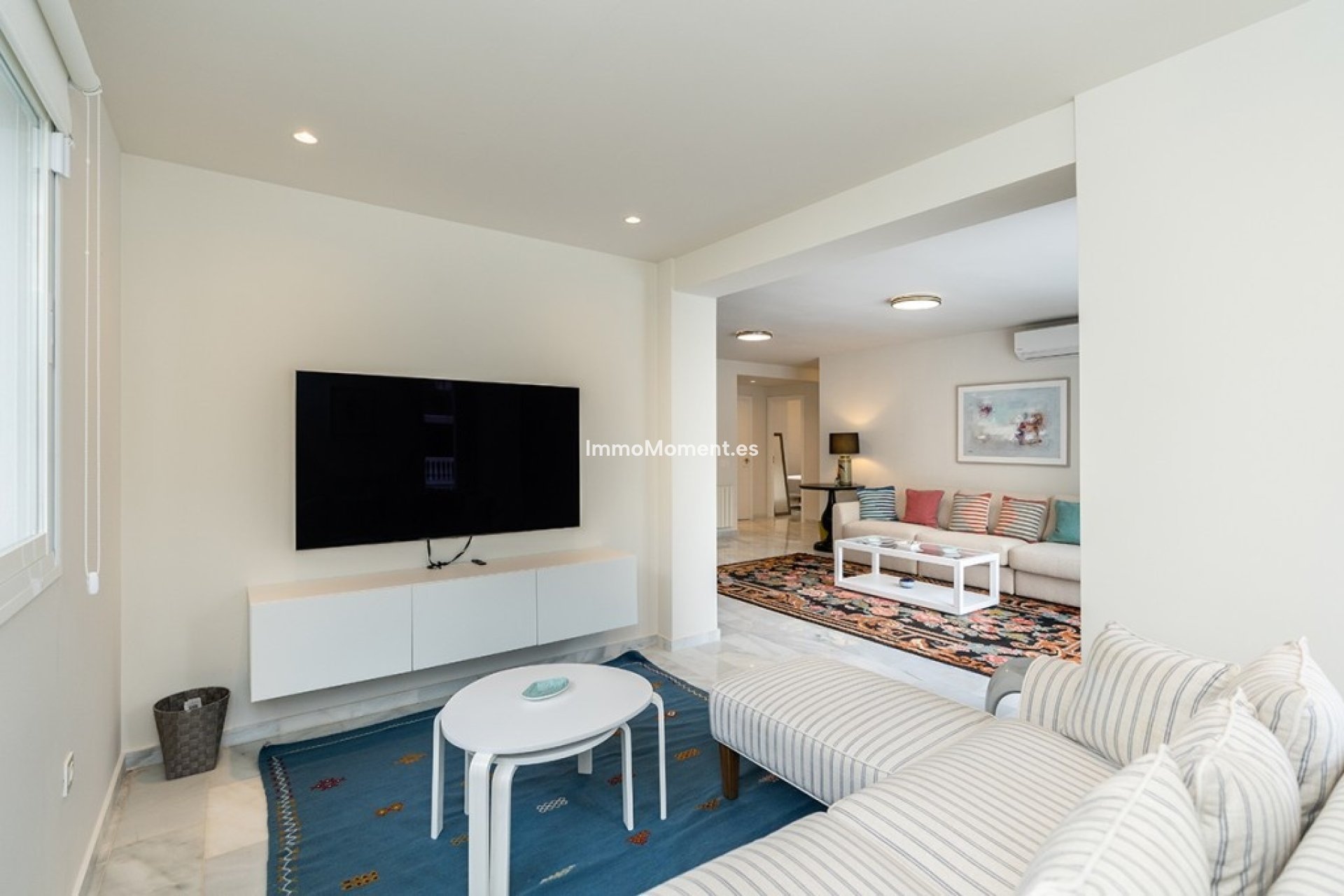 Resale - Villa - Marbella - Marbesa