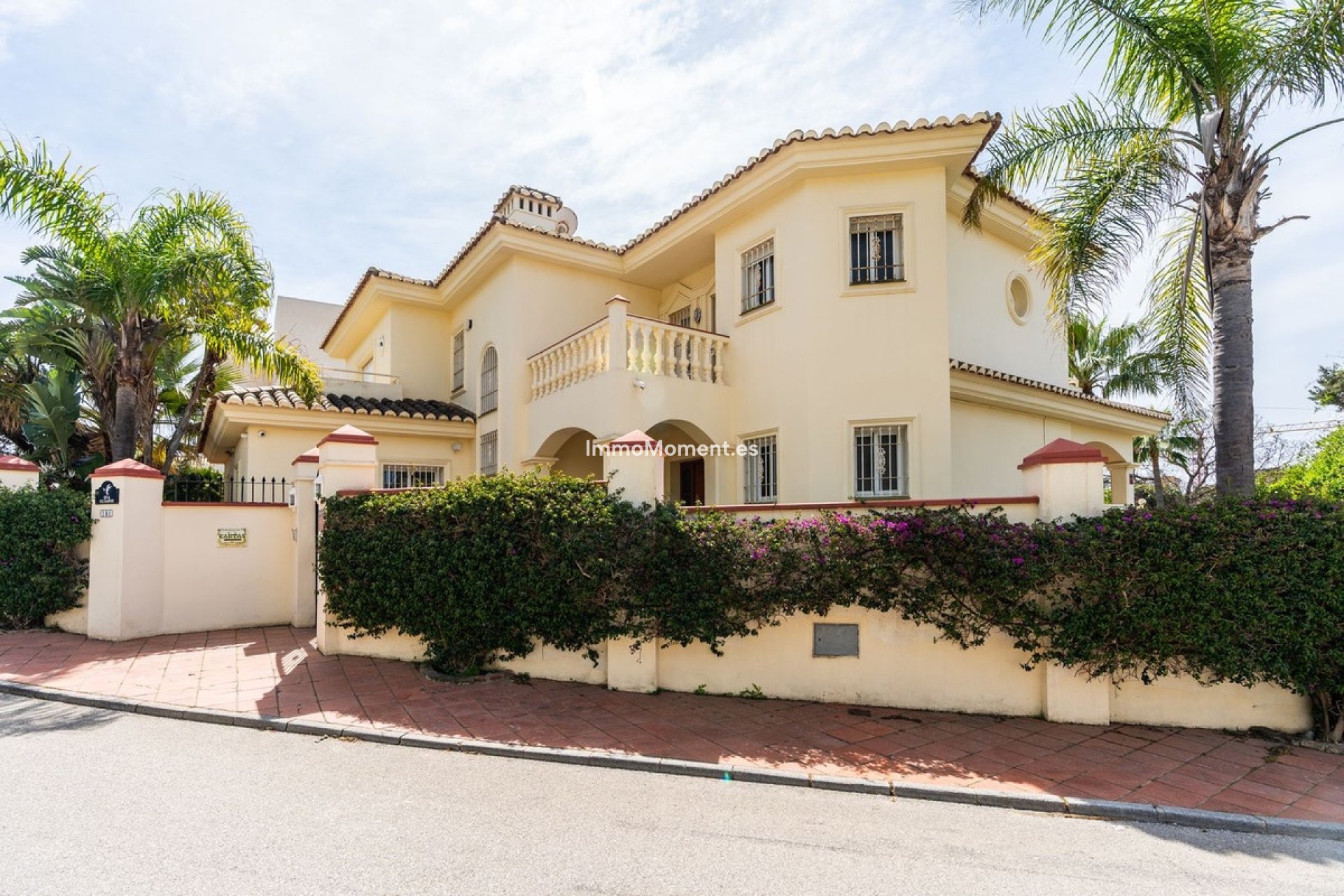 Resale - Villa - Marbella - Marbesa