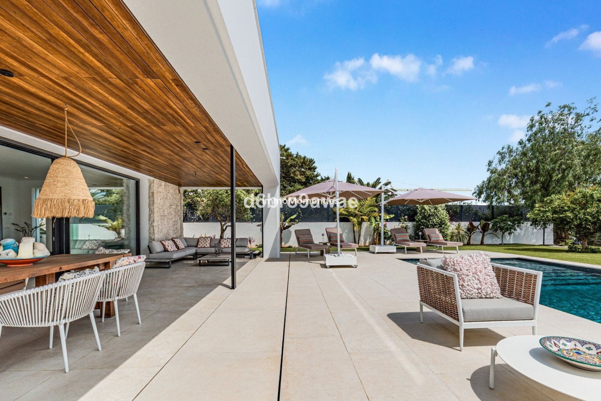 Resale - Villa - Marbella - Marbesa