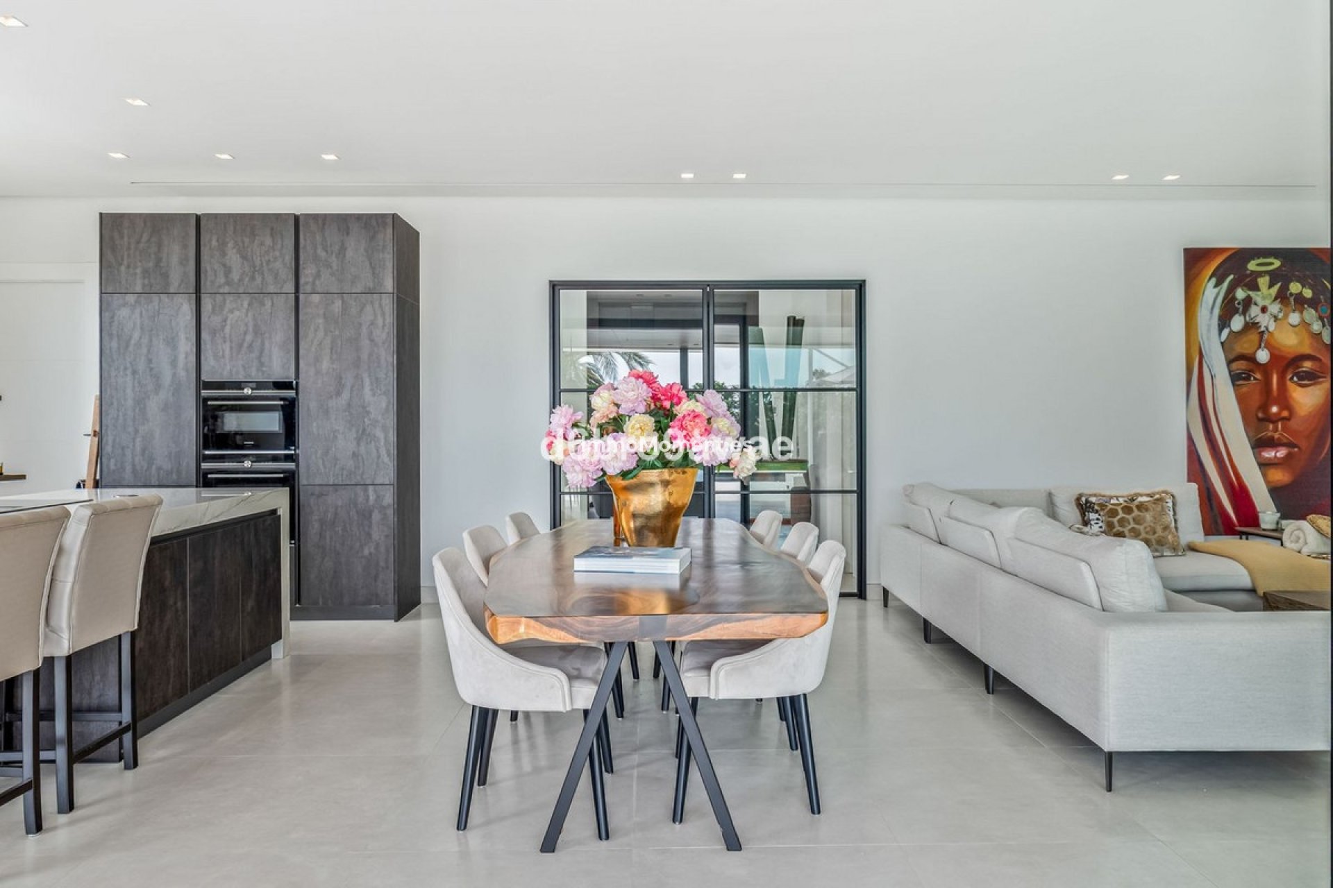 Resale - Villa - Marbella - Marbesa