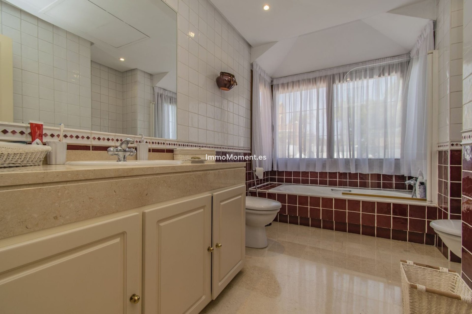 Resale - Villa - Marbella - Nagüeles