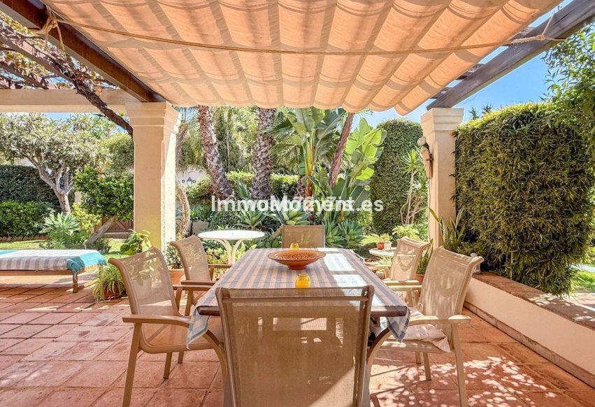 Resale - Villa - Marbella - Nagüeles