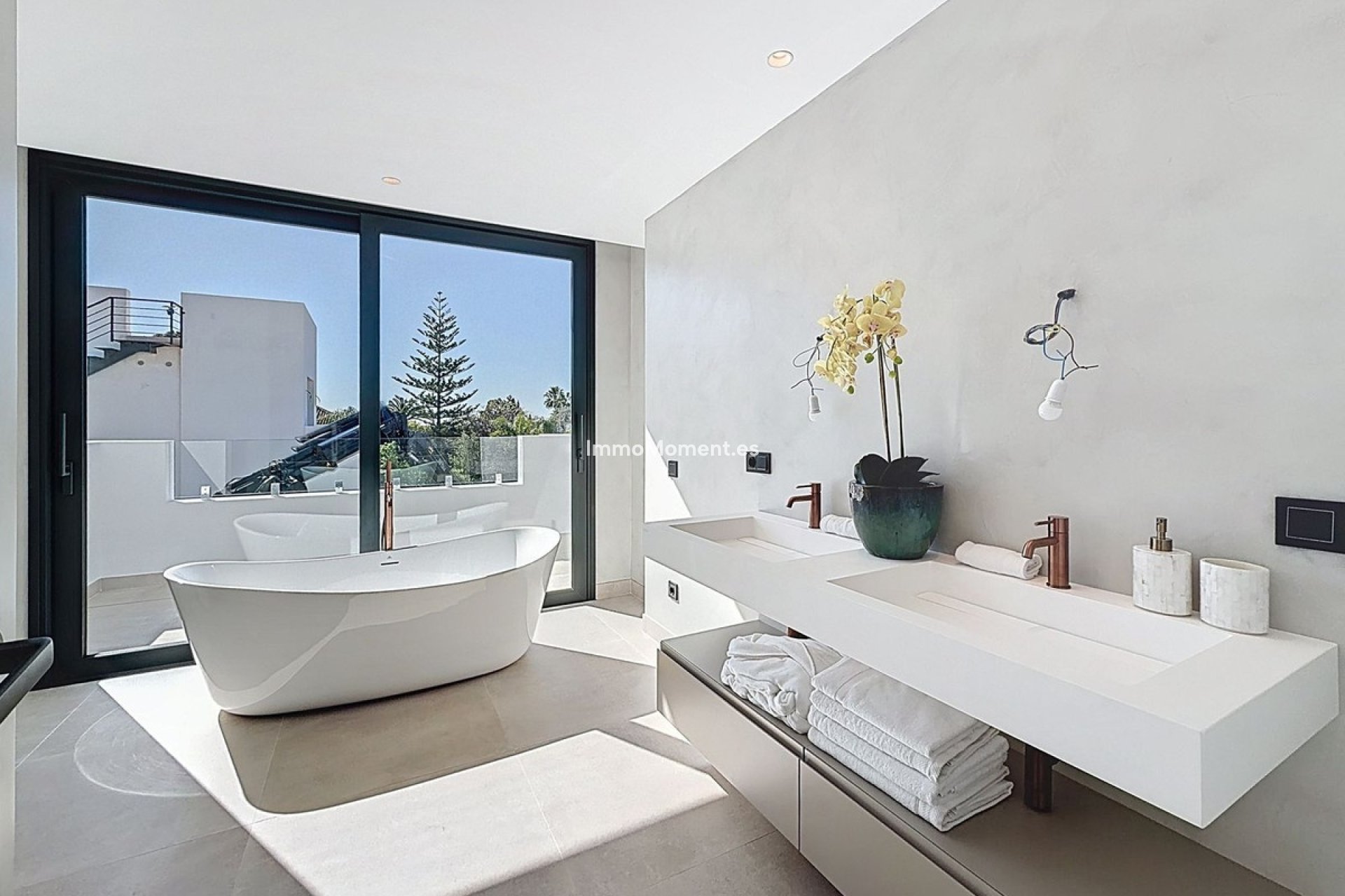 Resale - Villa - Marbella - Nagüeles