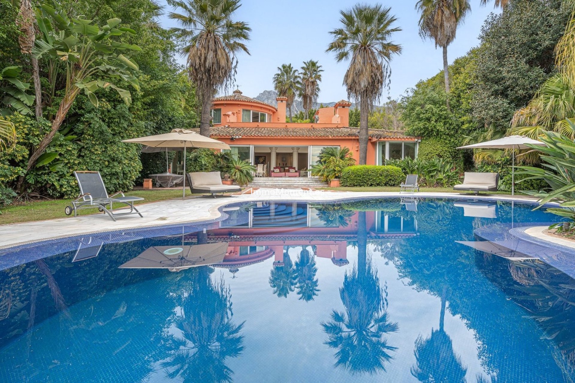 Resale - Villa - Marbella - Nagüeles