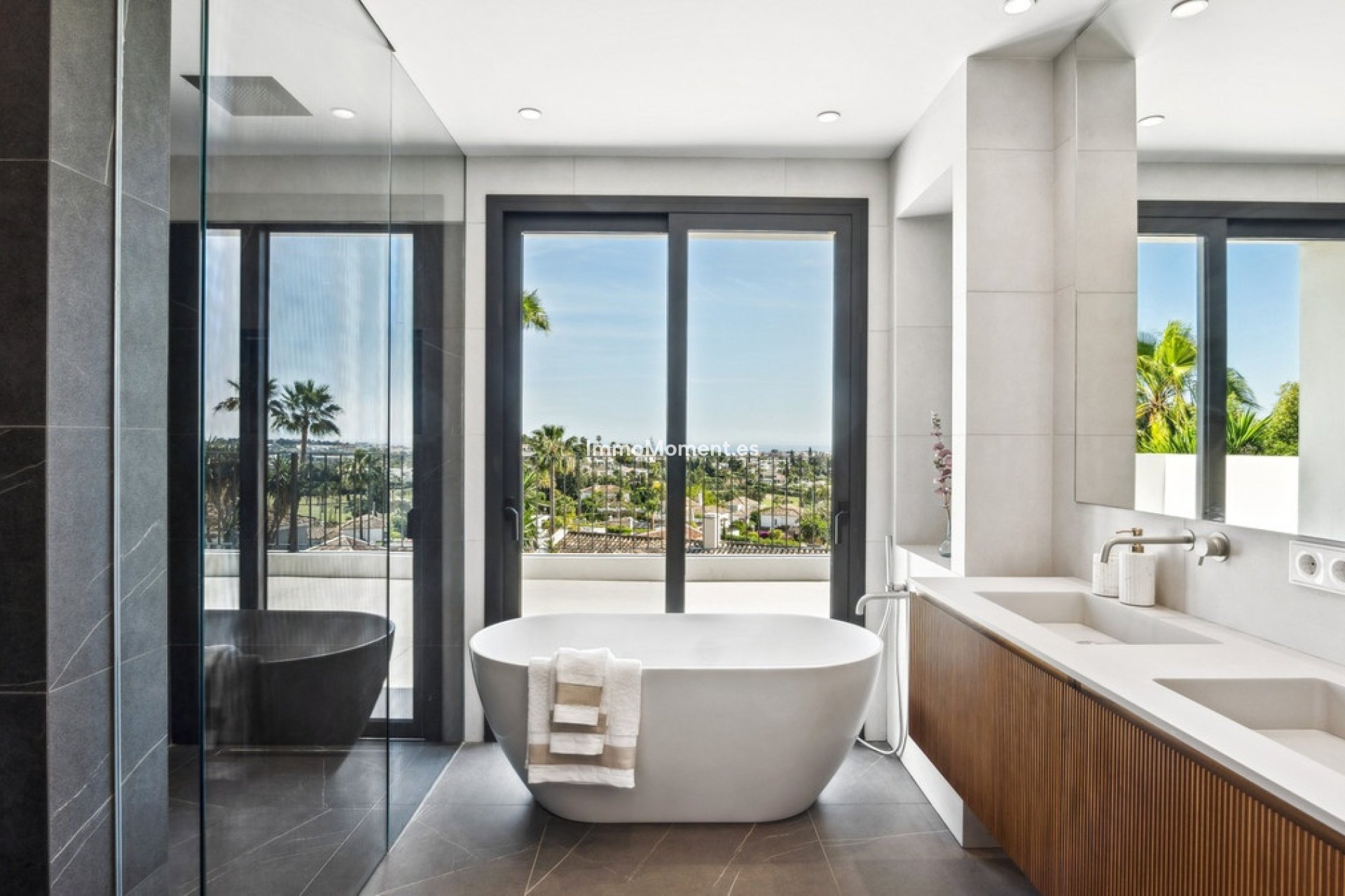 Resale - Villa - Marbella - Nueva Andalucía