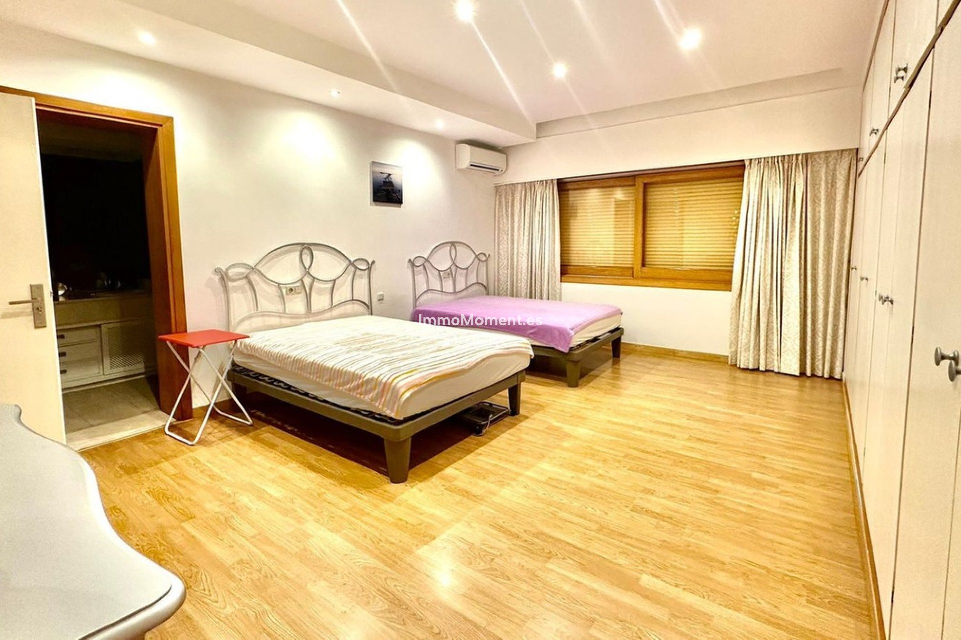 Resale - Villa - Marbella - Nueva Andalucía