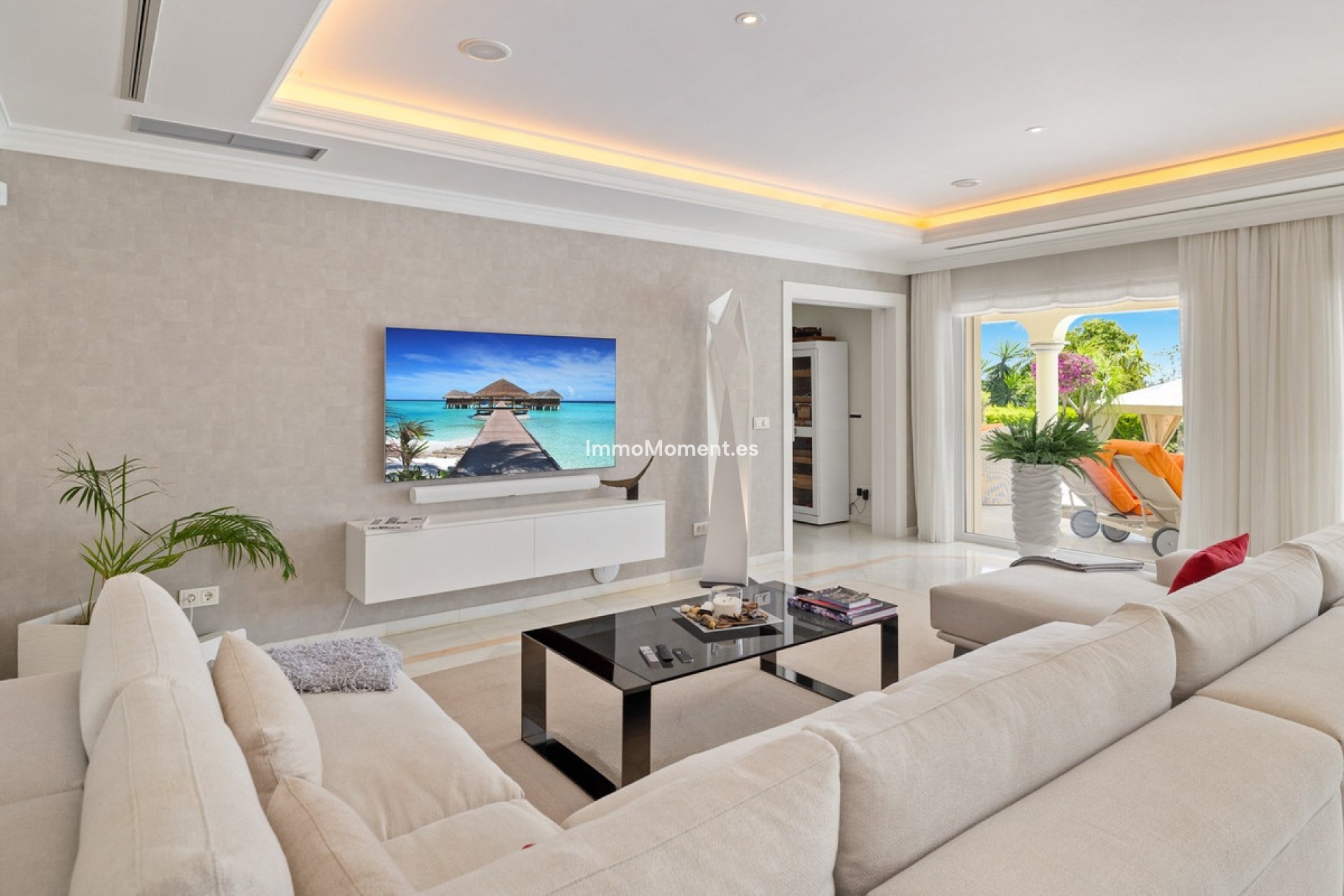 Resale - Villa - Marbella - Nueva Andalucía