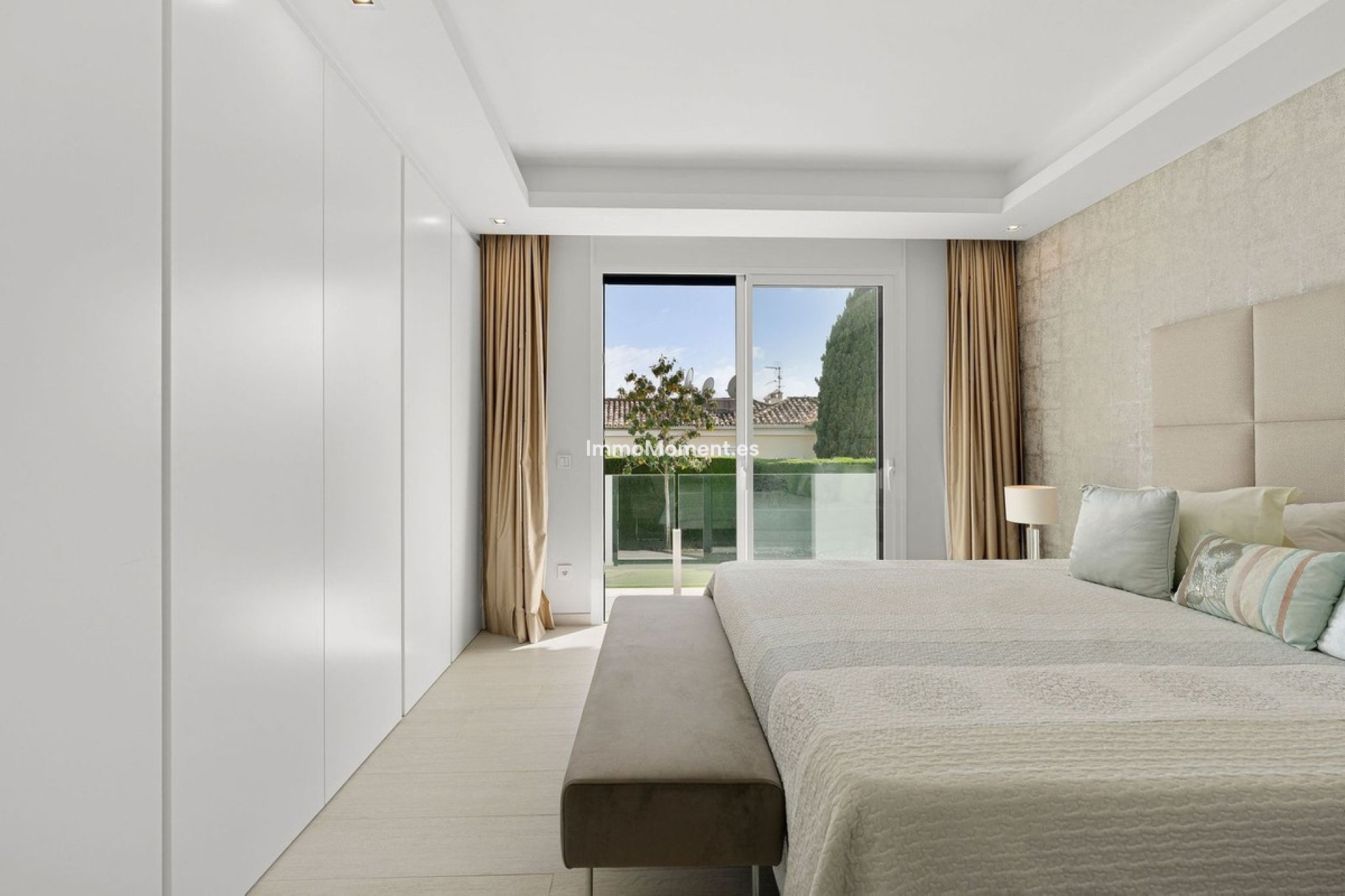 Resale - Villa - Marbella - Nueva Andalucía