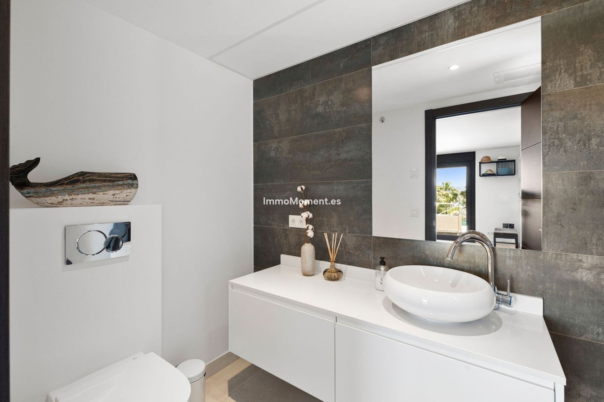 Resale - Villa - Marbella - Nueva Andalucía