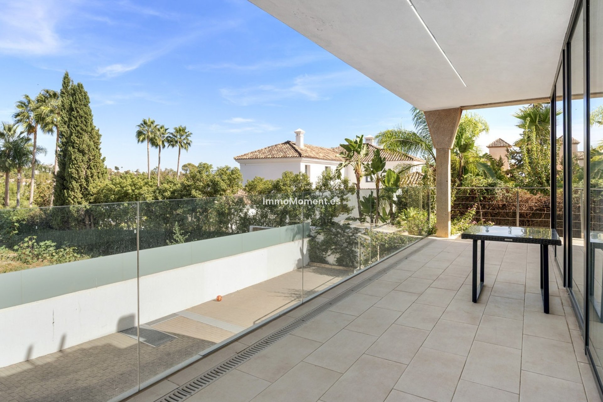 Resale - Villa - Marbella - Nueva Andalucía