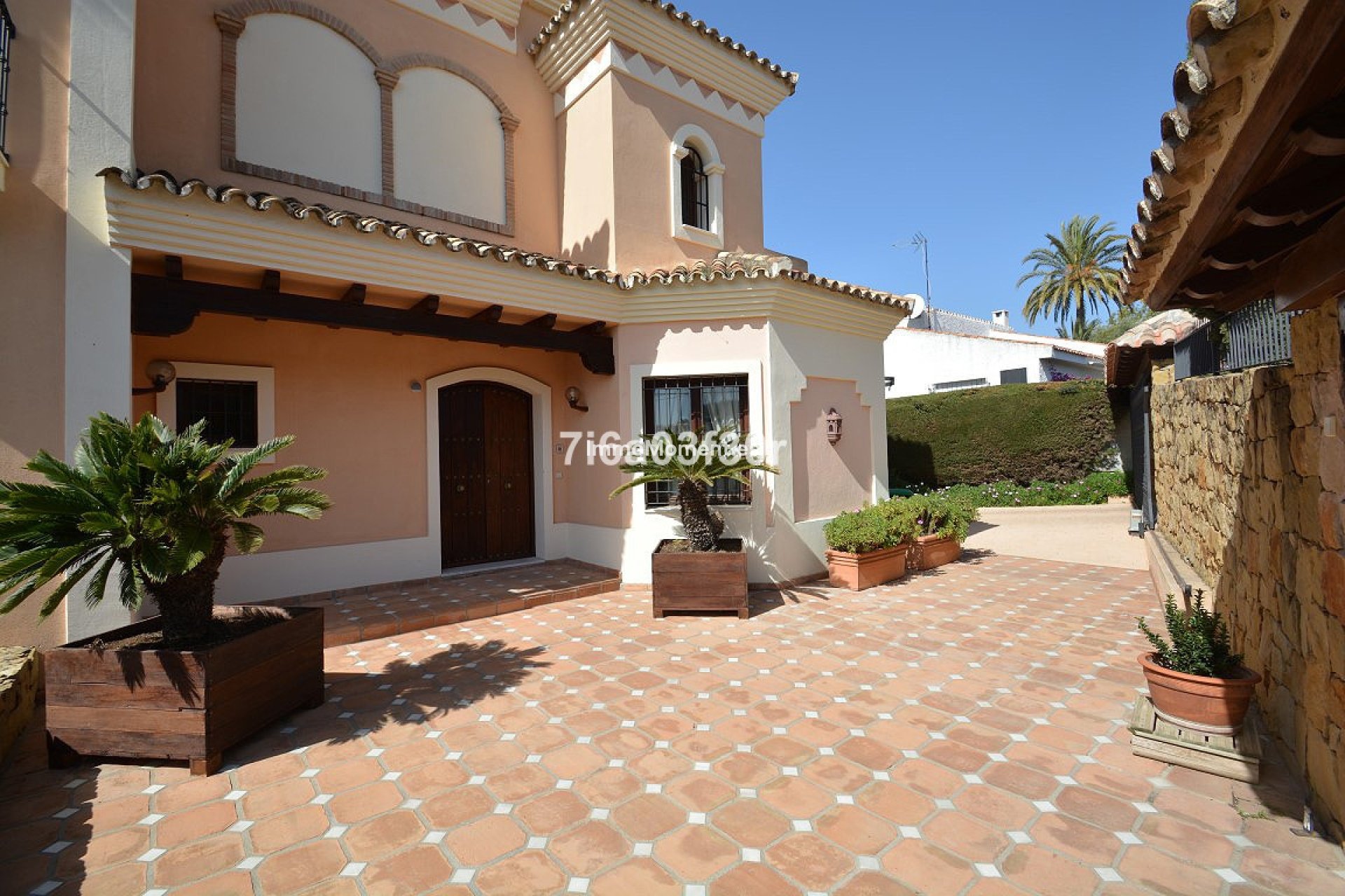 Resale - Villa - Marbella - Nueva Andalucía