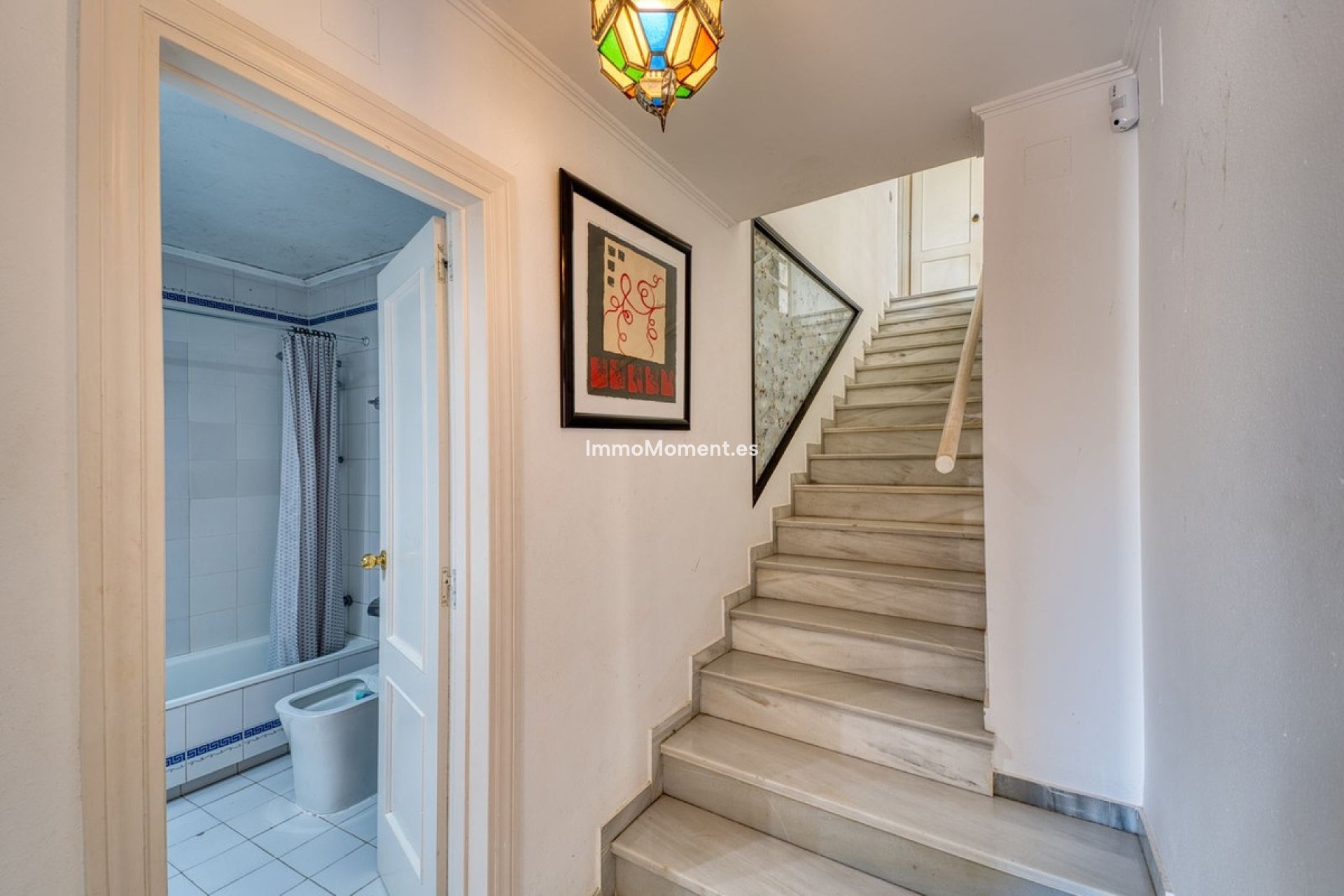 Resale - Villa - Marbella - Nueva Andalucía