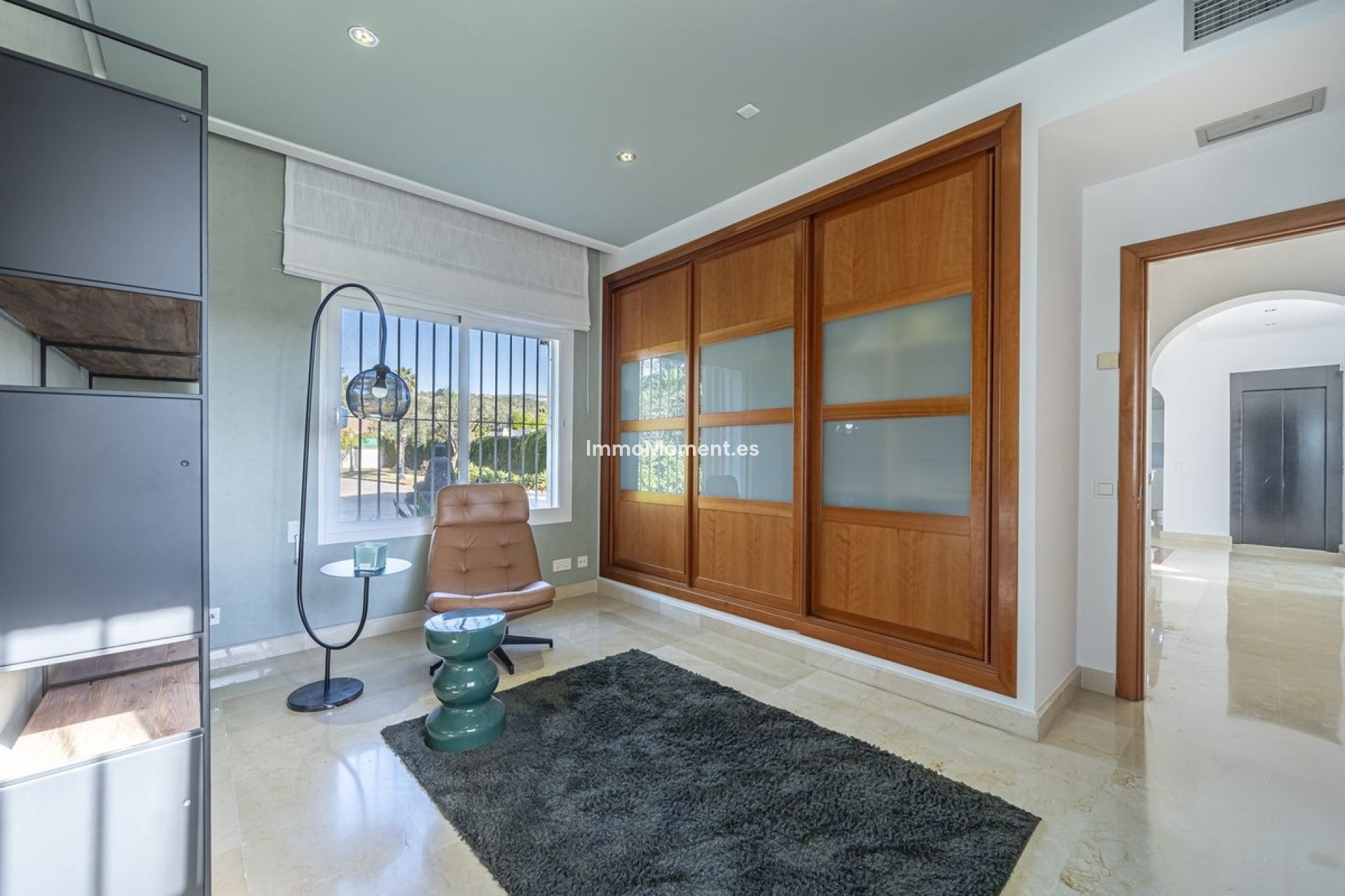 Resale - Villa - Marbella - Nueva Andalucía