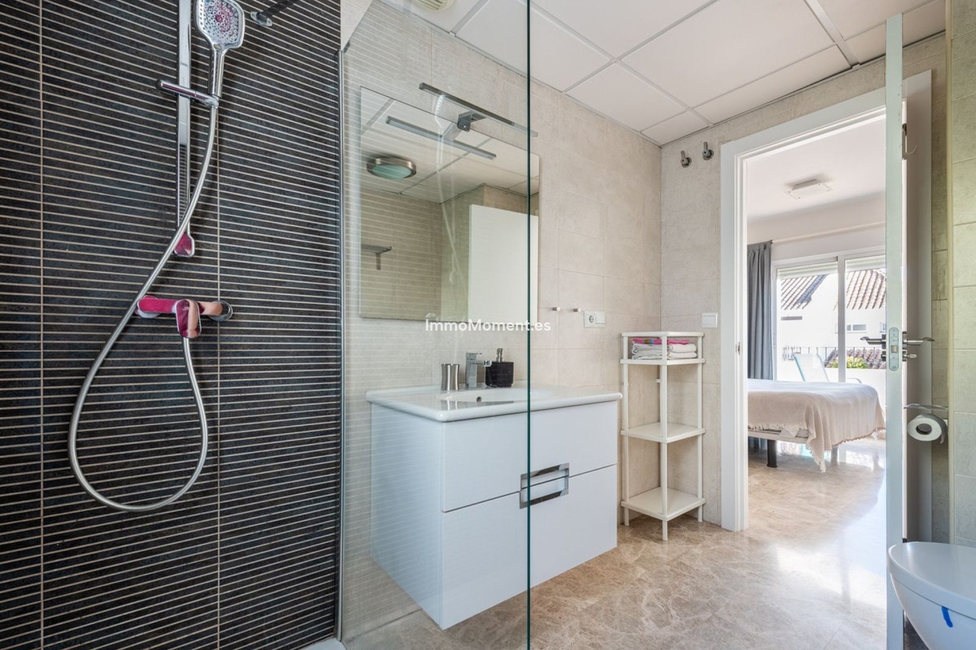 Resale - Villa - Marbella - Nueva Andalucía