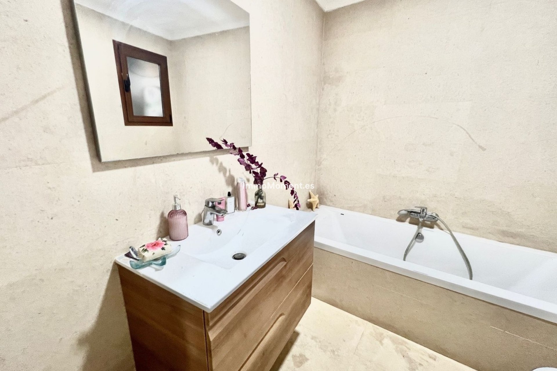 Resale - Villa - Marbella - Nueva Andalucía