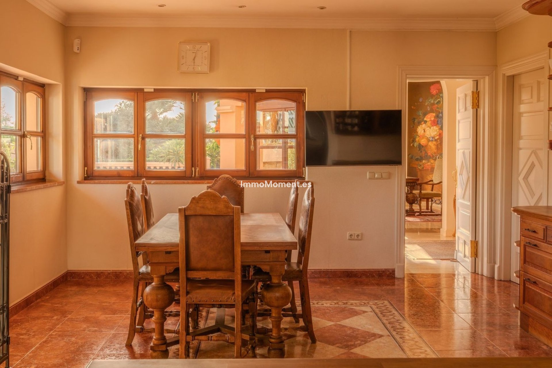 Resale - Villa - Marbella - Nueva Andalucía