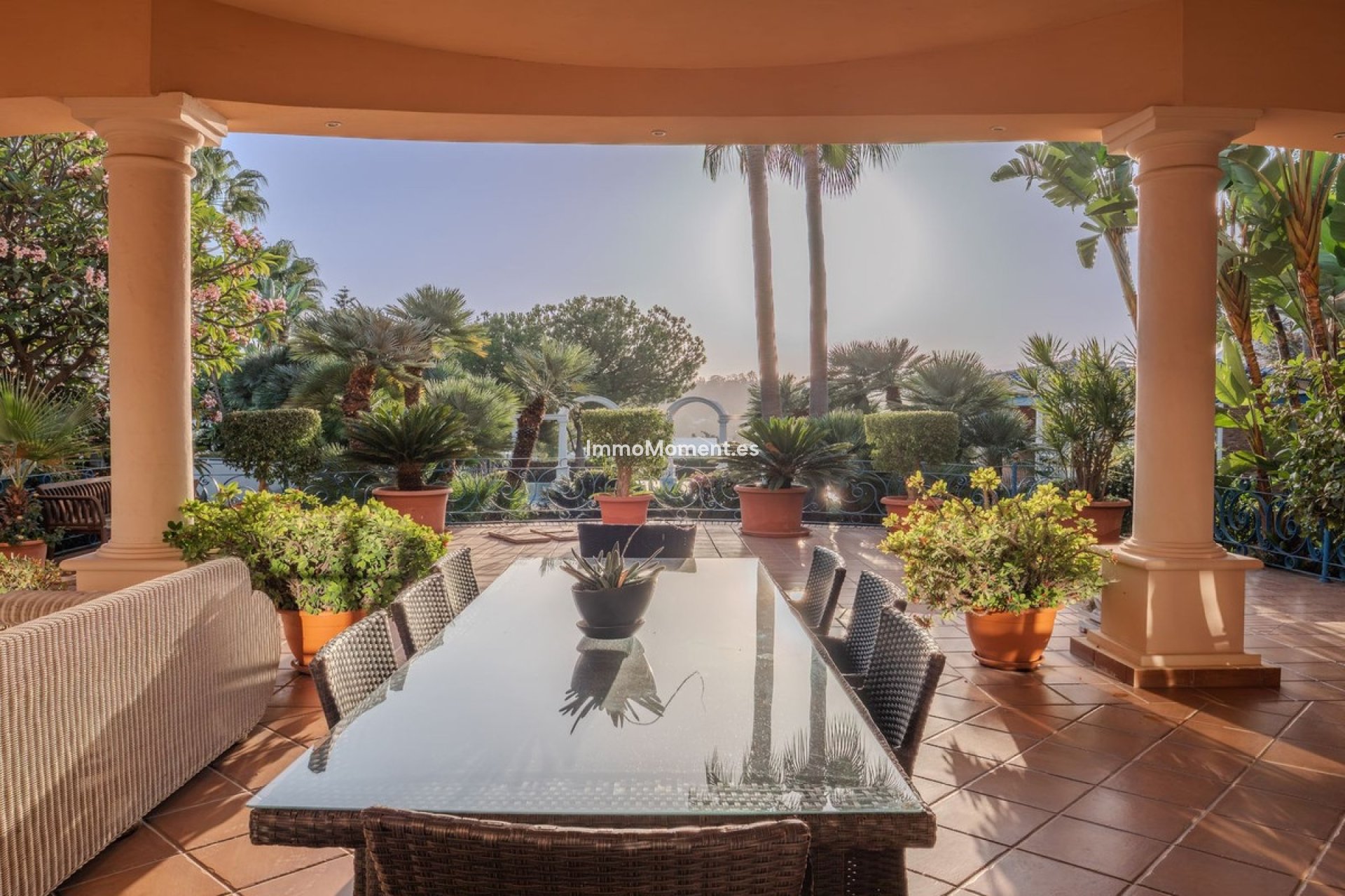 Resale - Villa - Marbella - Nueva Andalucía