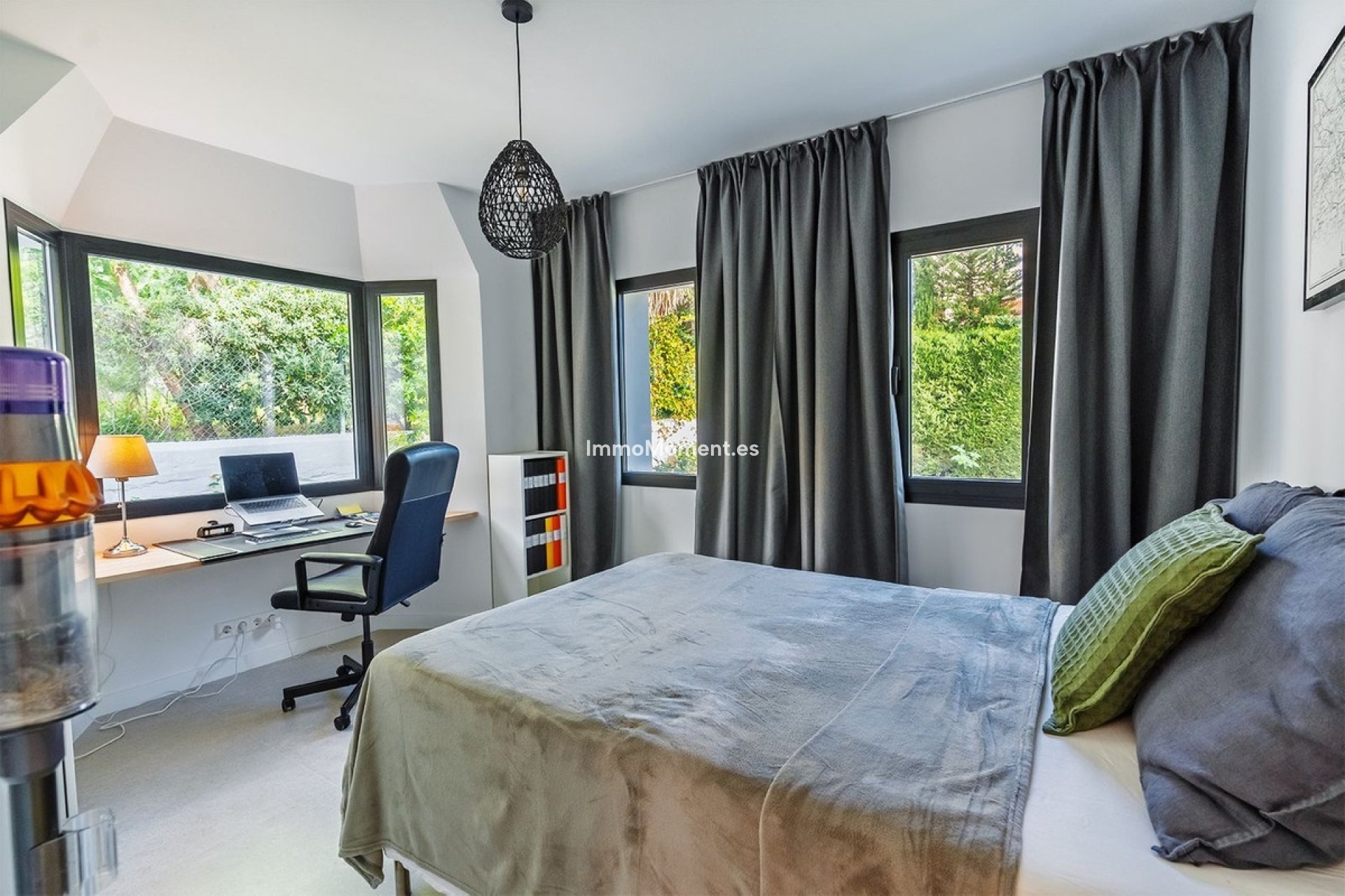 Resale - Villa - Marbella - Nueva Andalucía