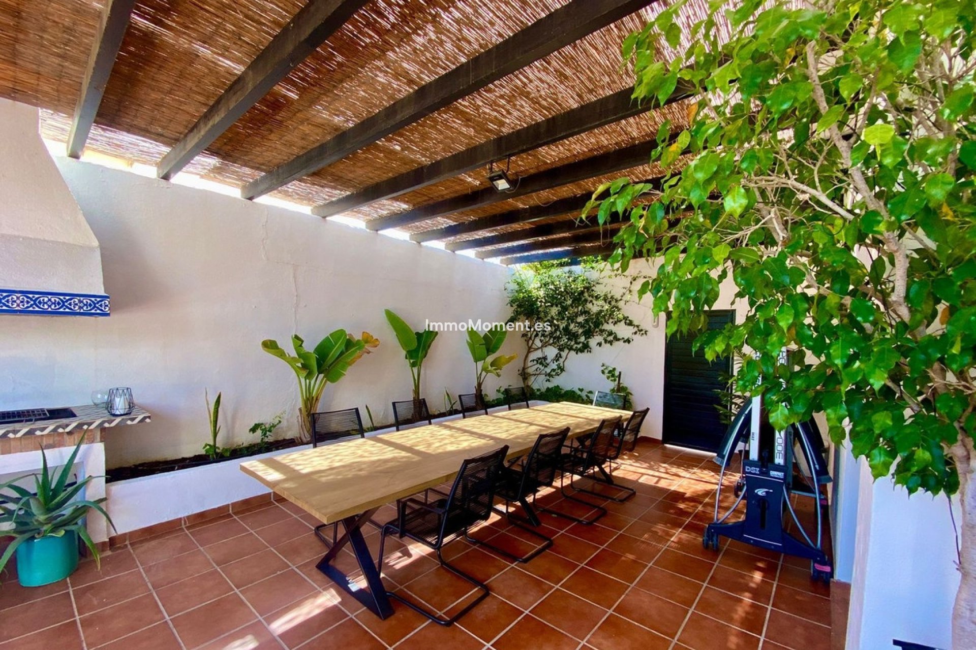 Resale - Villa - Marbella - Nueva Andalucía