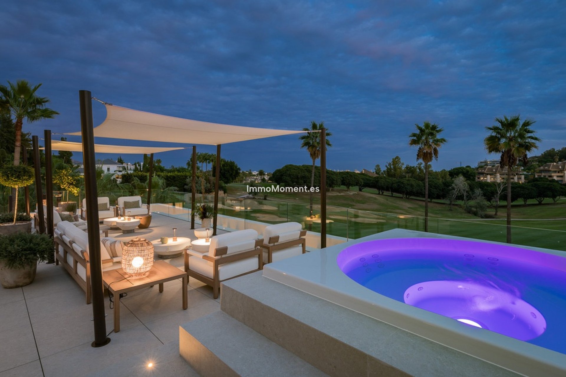 Resale - Villa - Marbella - Nueva Andalucía