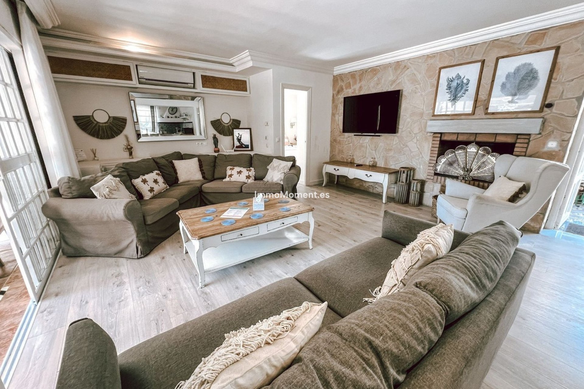 Resale - Villa - Marbella - Nueva Andalucía