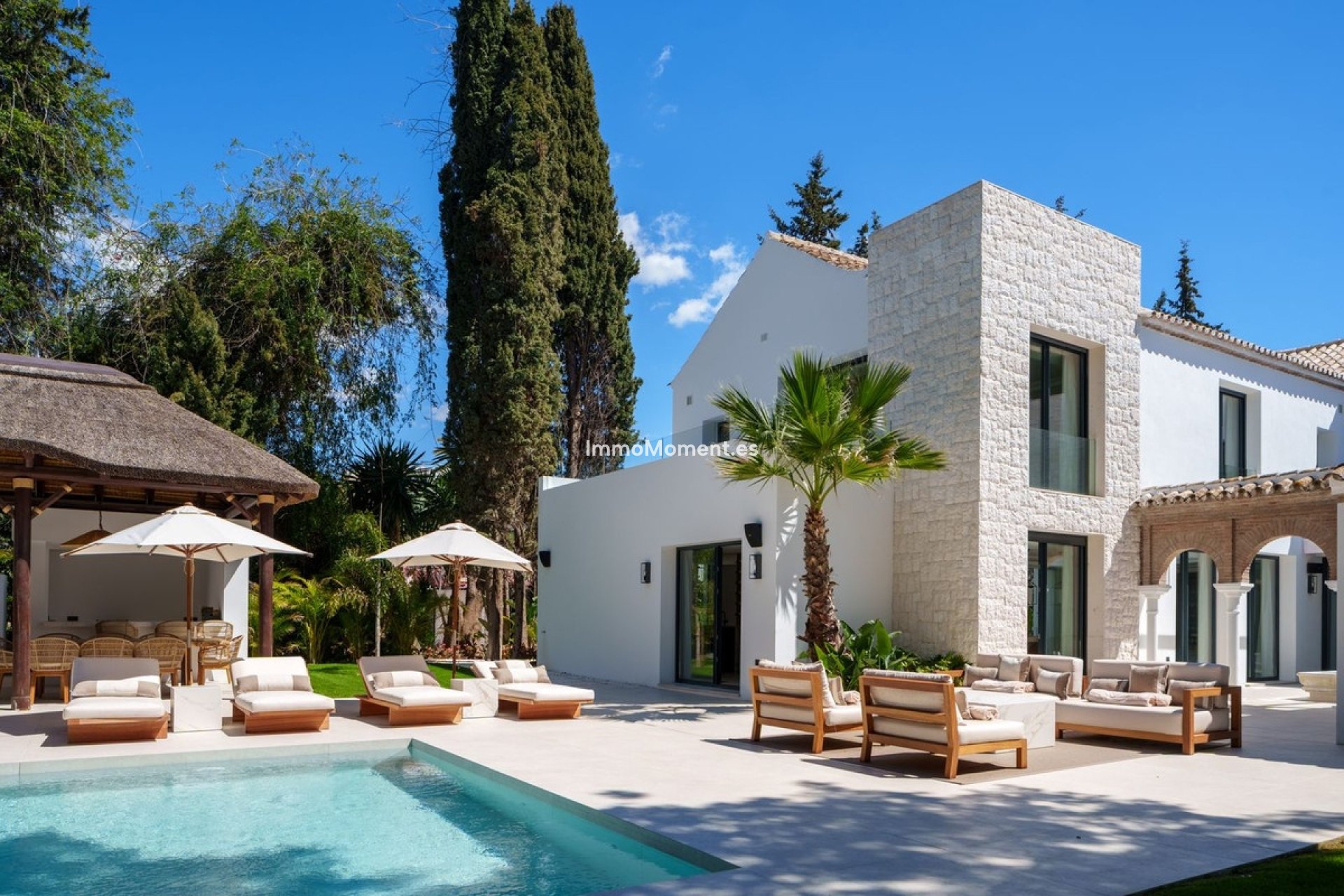 Resale - Villa - Marbella - Nueva Andalucía