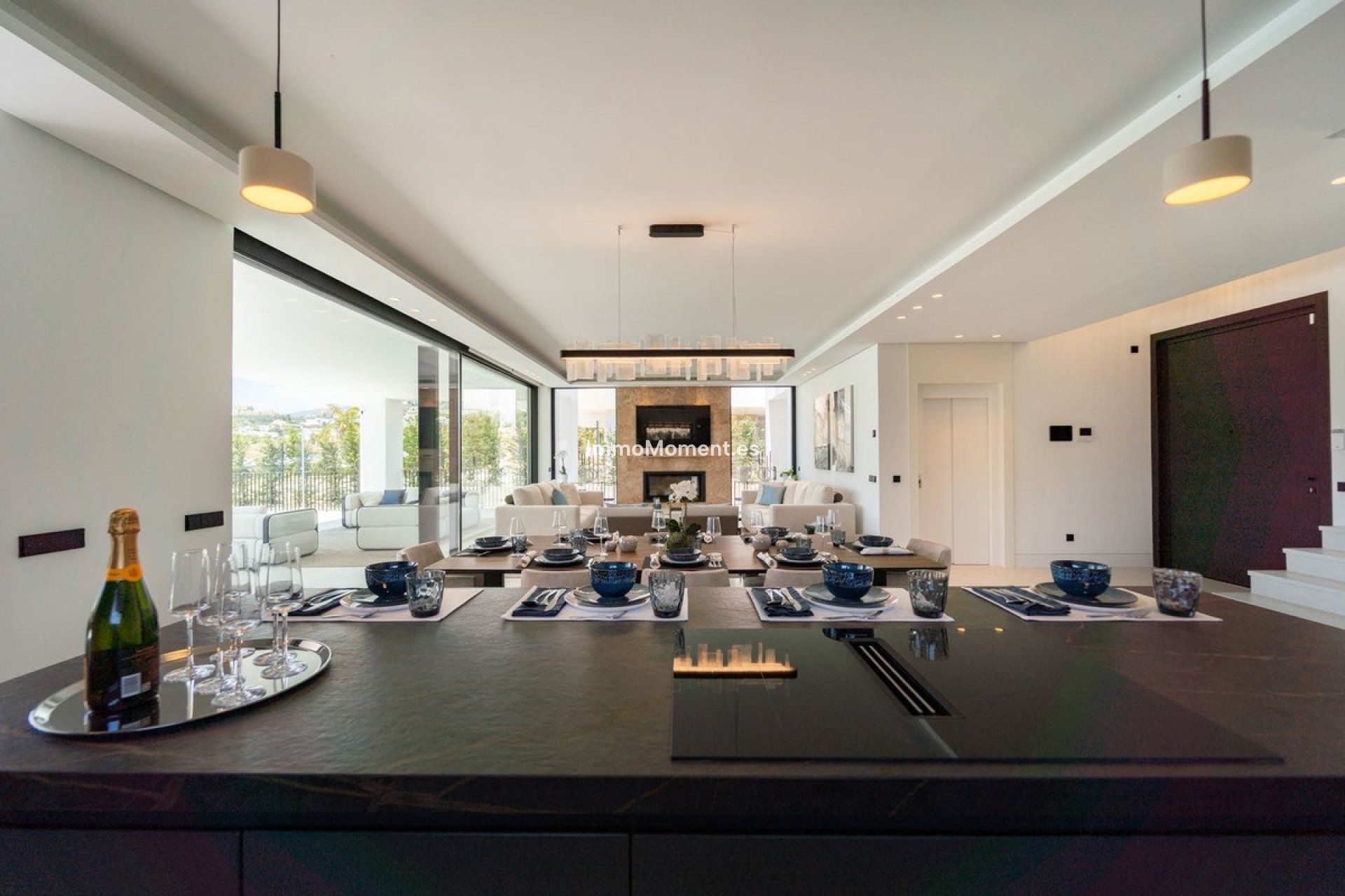 Resale - Villa - Marbella - Nueva Andalucía