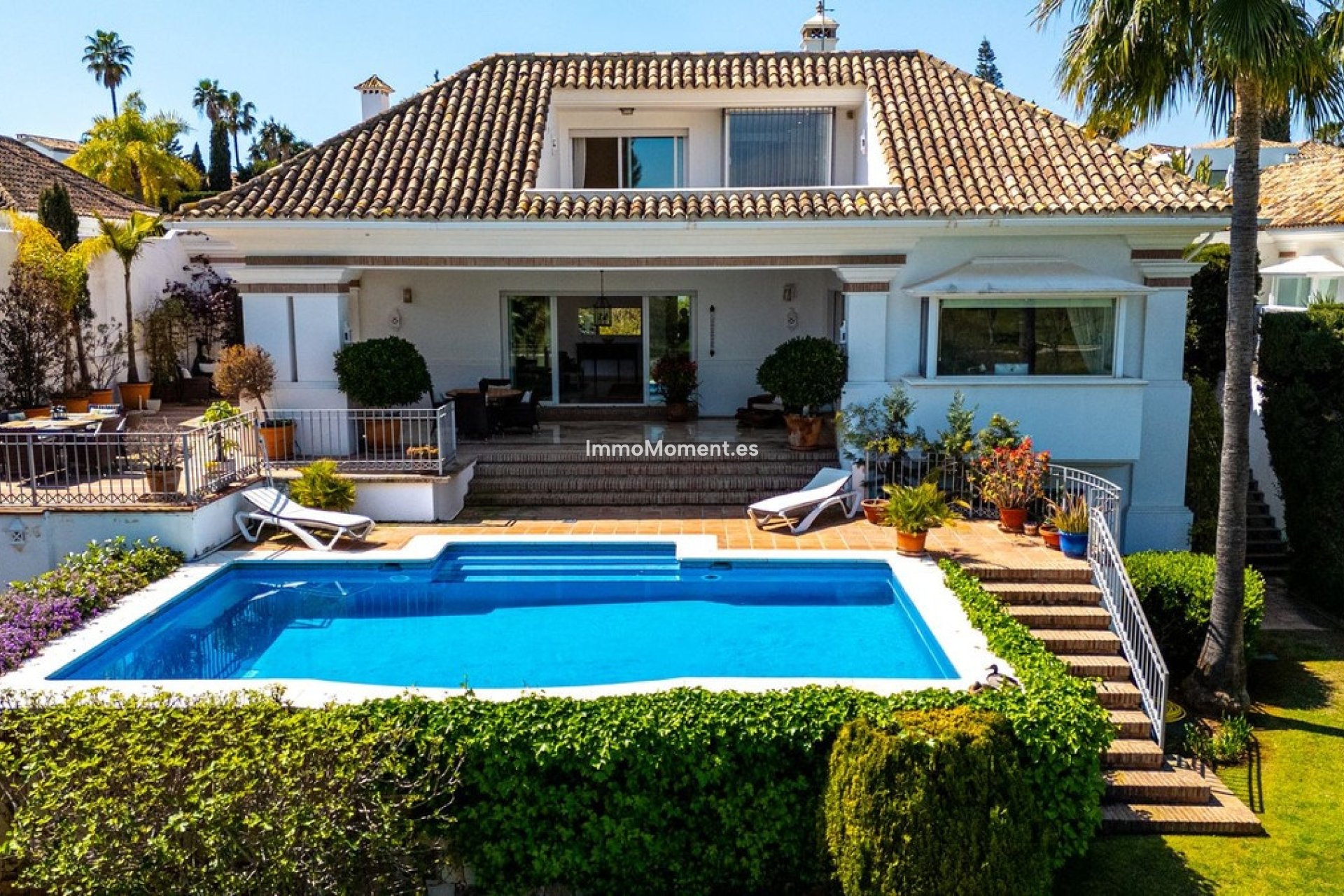Resale - Villa - Marbella - Nueva Andalucía