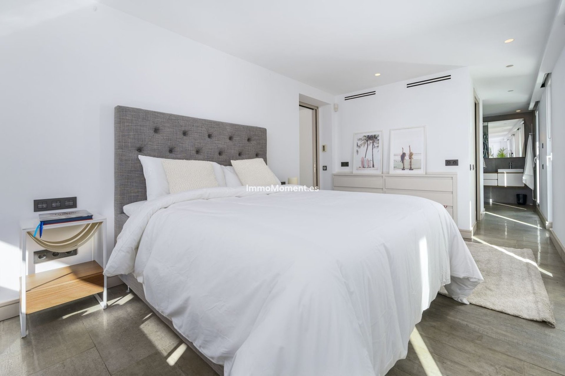 Resale - Villa - Marbella - Nueva Andalucía