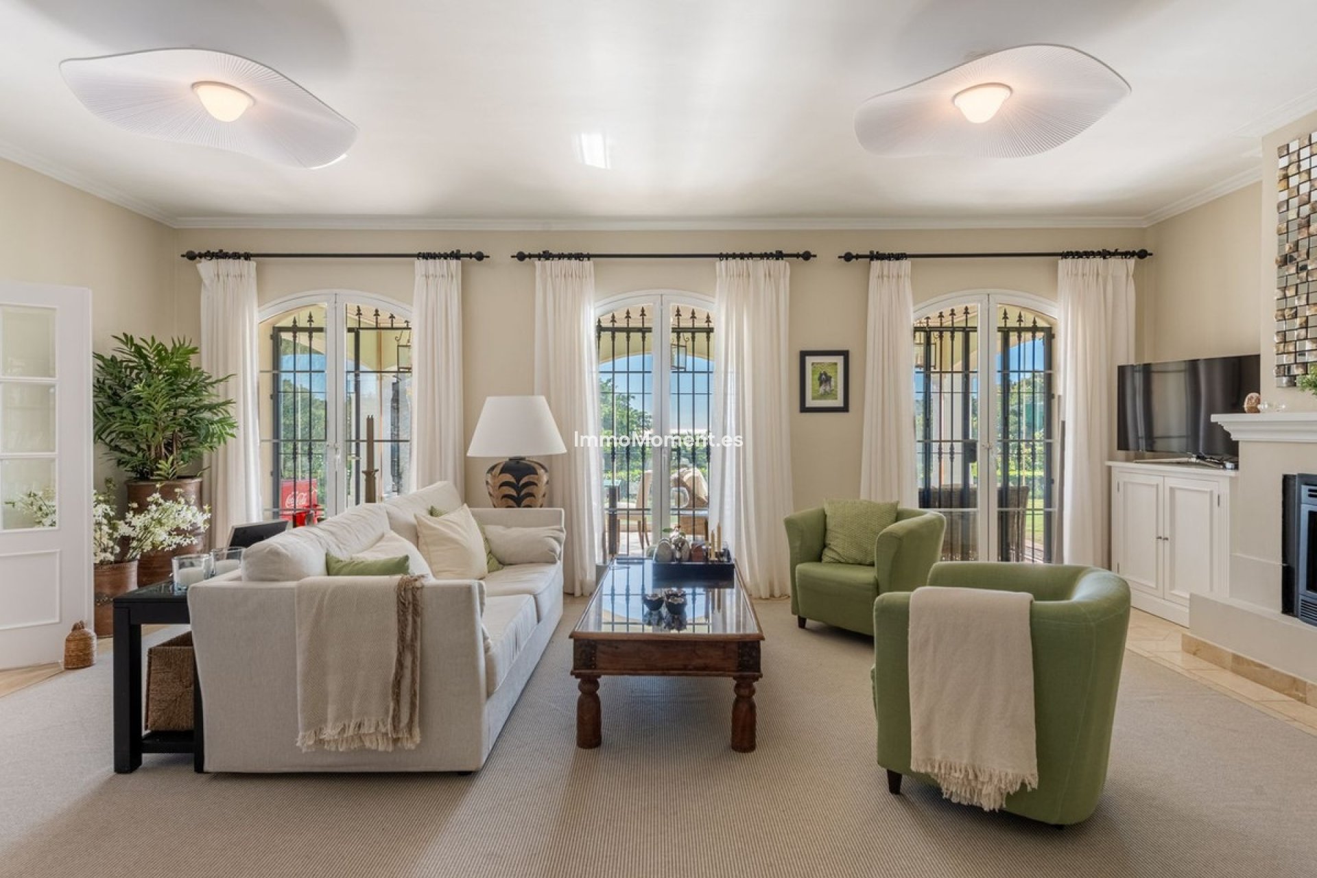 Resale - Villa - Marbella - Nueva Andalucía