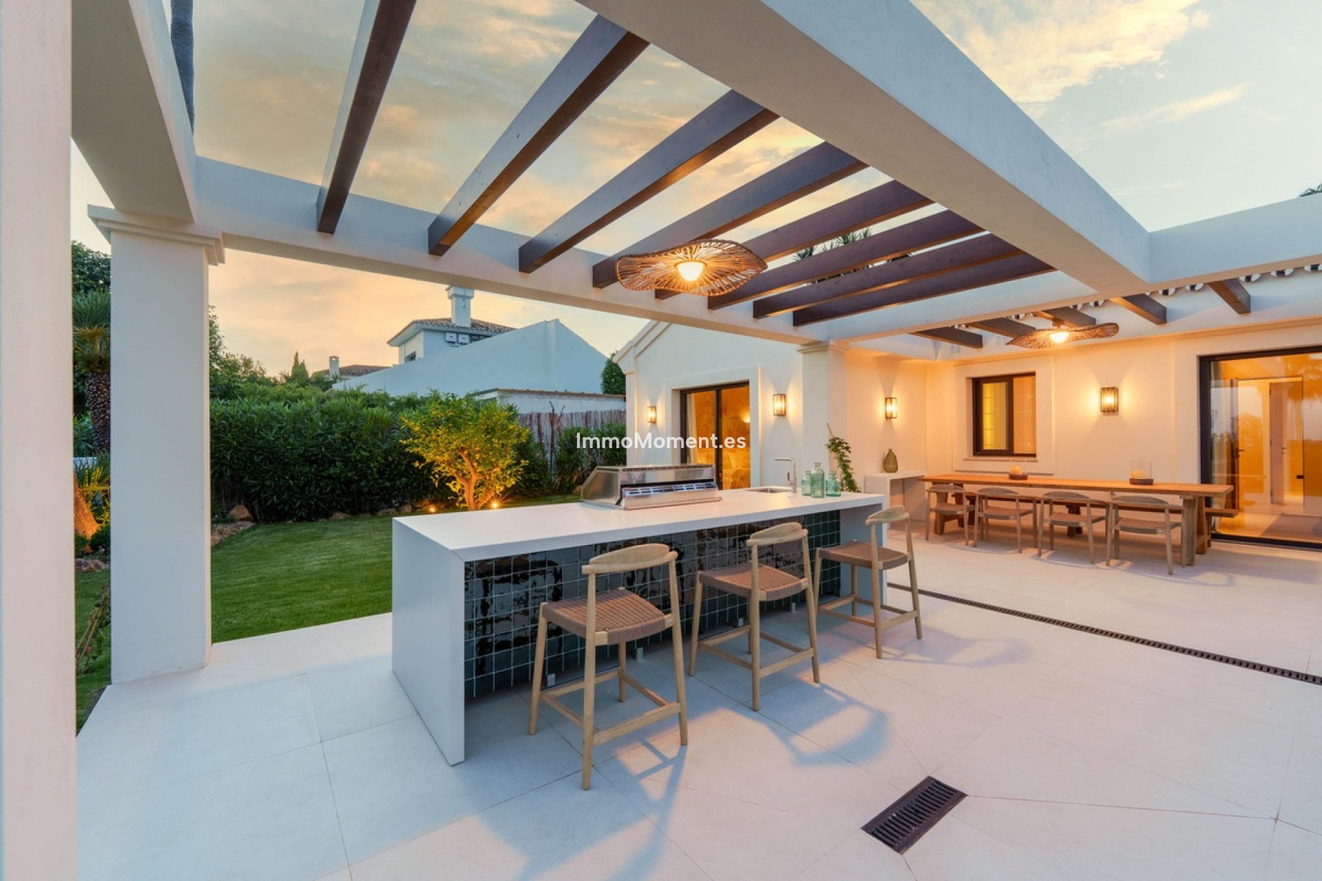 Resale - Villa - Marbella - Nueva Andalucía