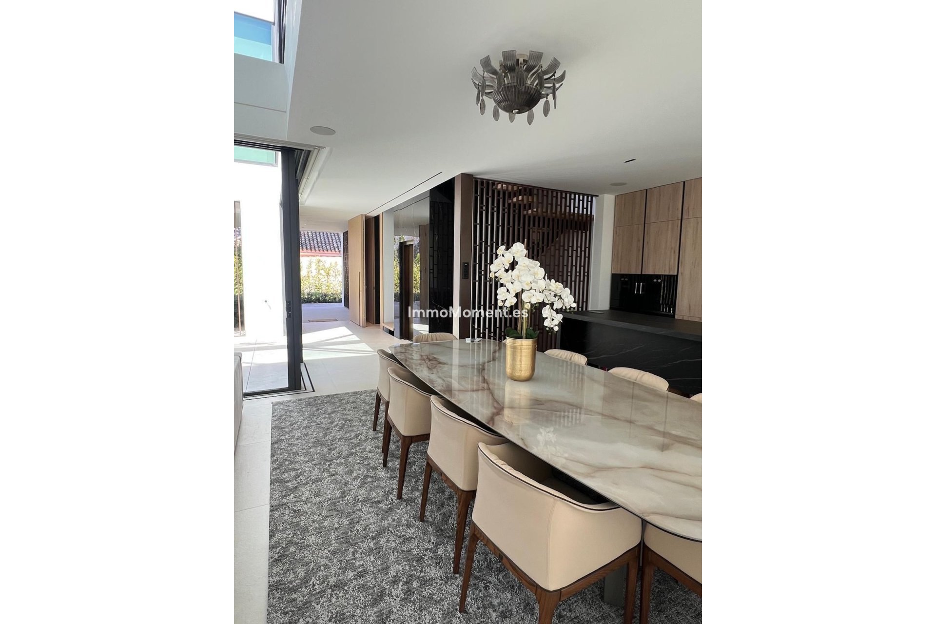 Resale - Villa - Marbella - Nueva Andalucía