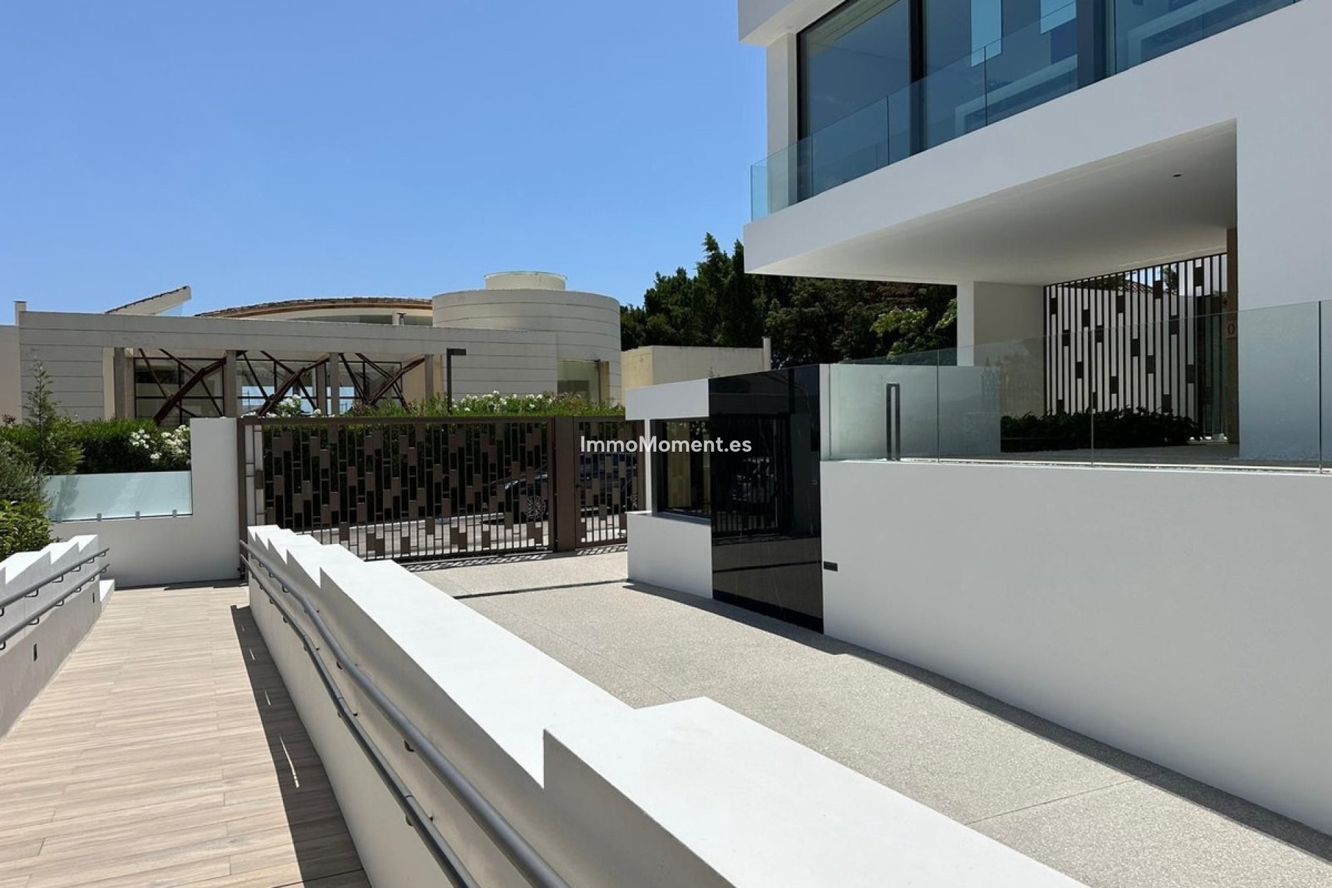 Resale - Villa - Marbella - Nueva Andalucía