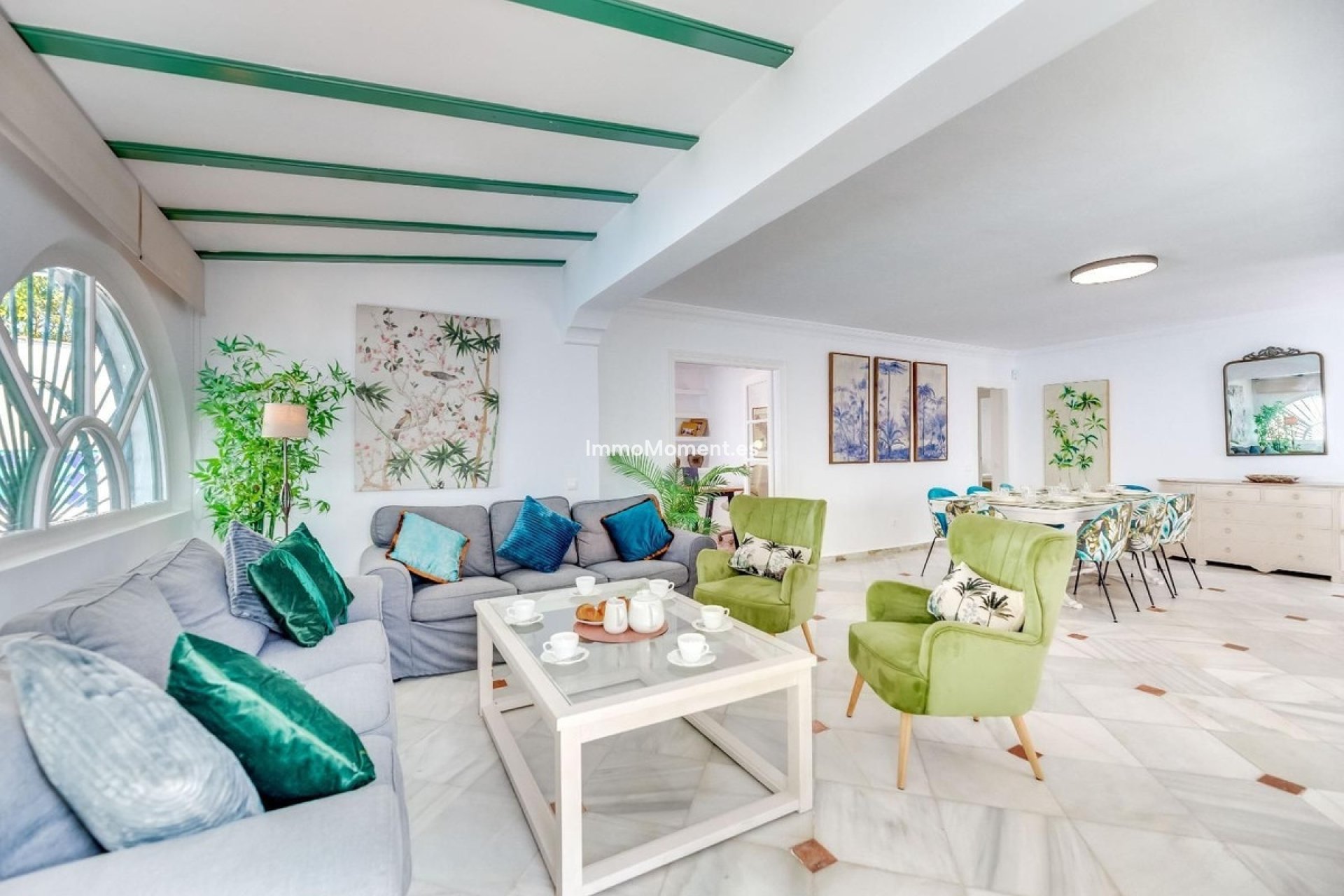 Resale - Villa - Marbella - Nueva Andalucía