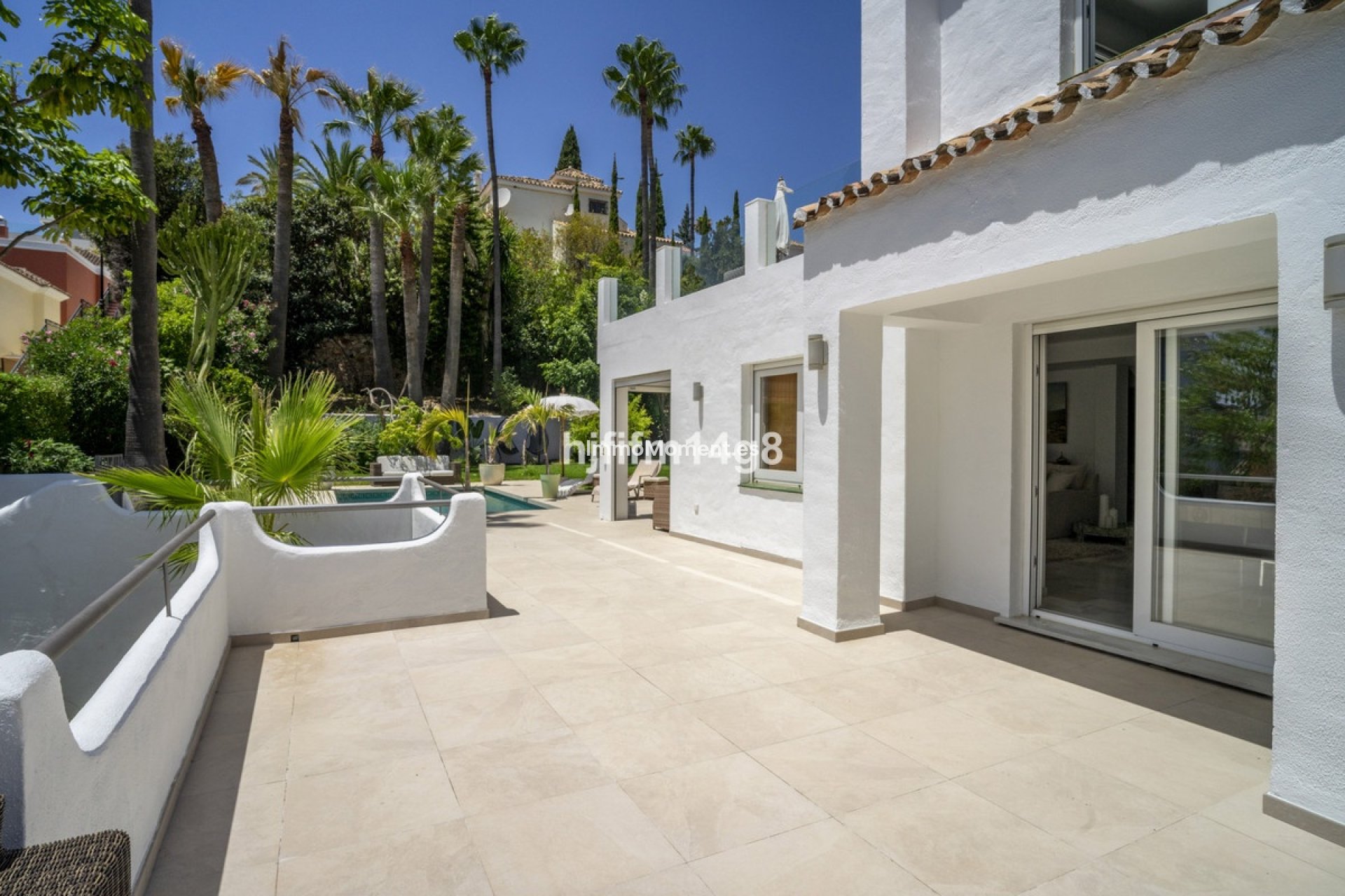 Resale - Villa - Marbella - Nueva Andalucía