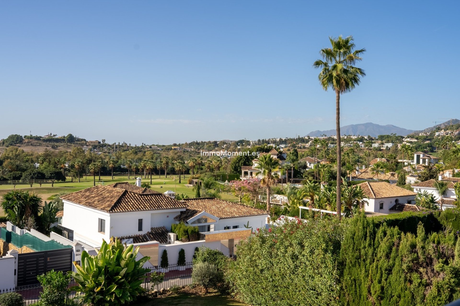 Resale - Villa - Marbella - Nueva Andalucía