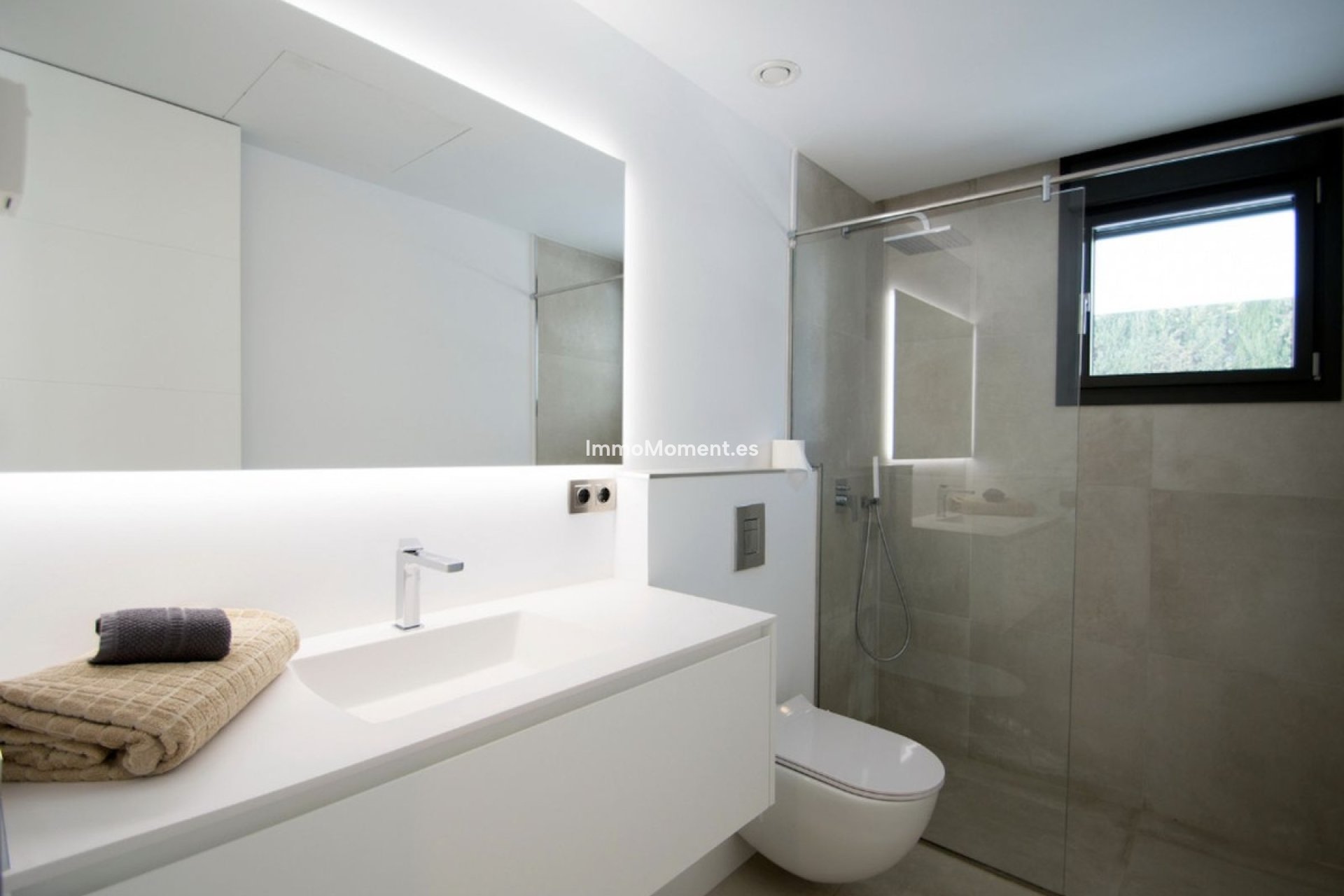 Resale - Villa - Marbella - Nueva Andalucía