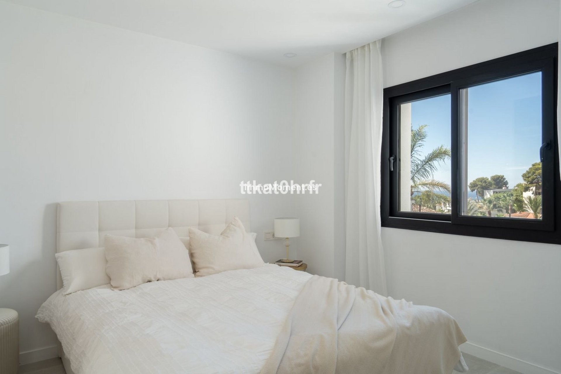 Resale - Villa - Marbella - Nueva Andalucía