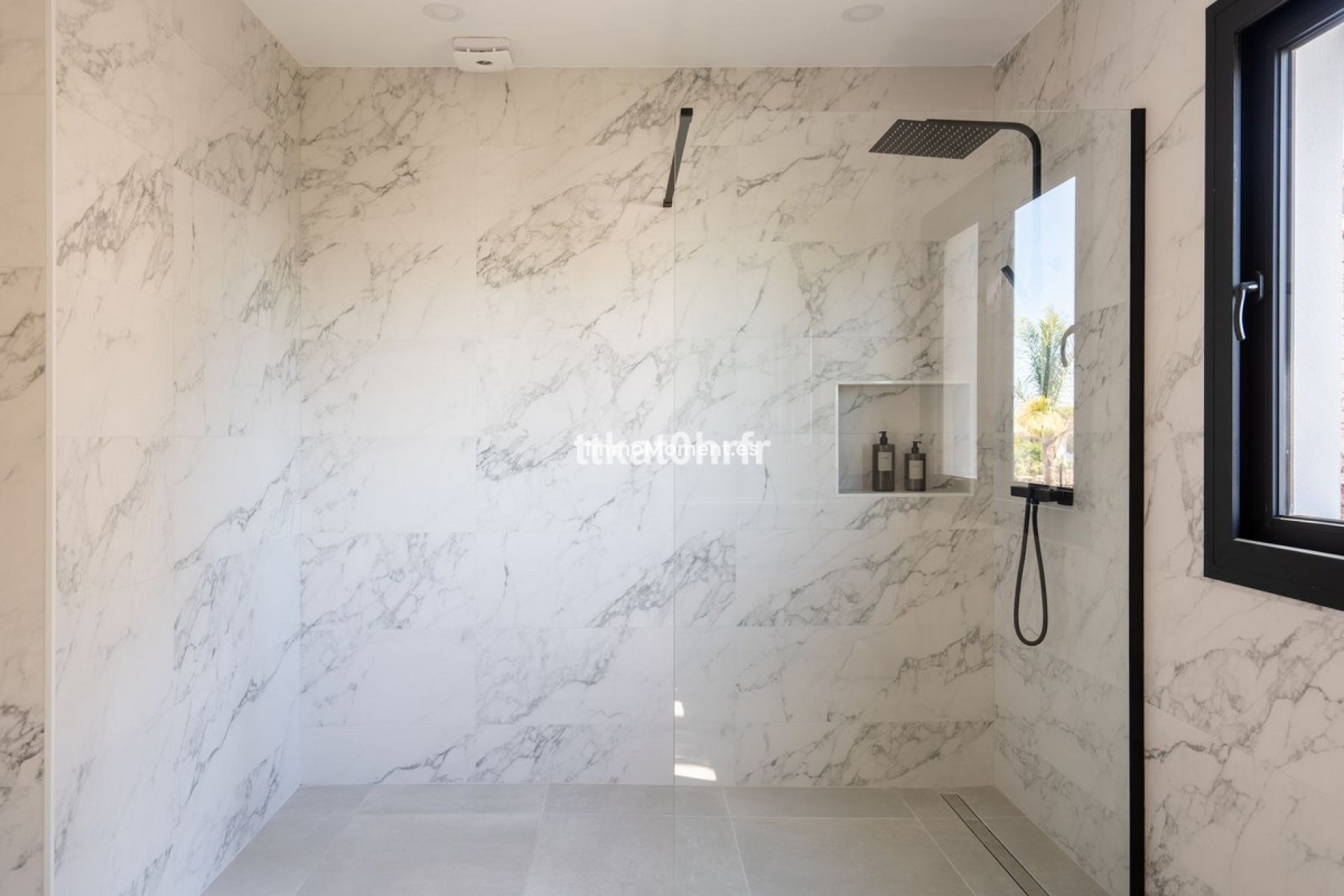 Resale - Villa - Marbella - Nueva Andalucía