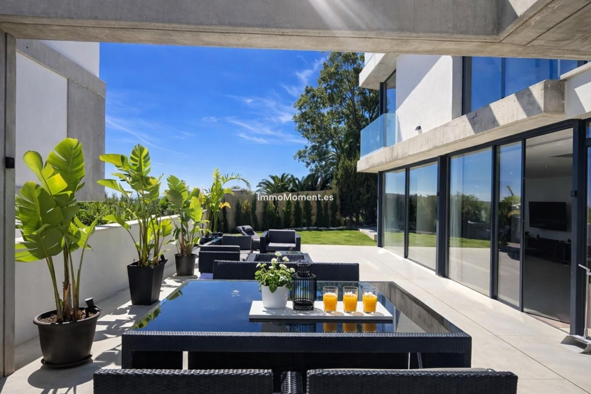 Resale - Villa - Marbella - Nueva Andalucía