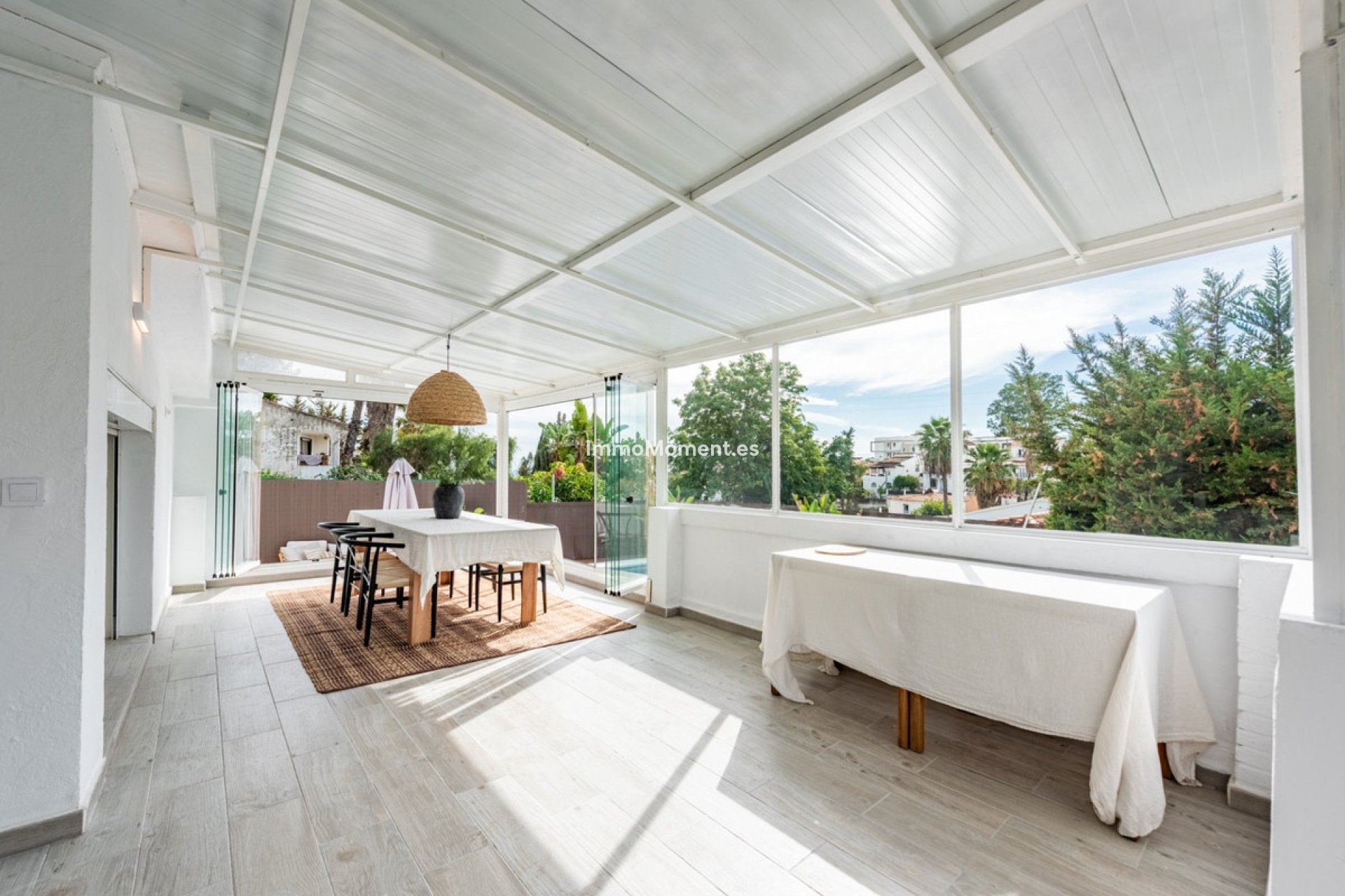 Resale - Villa - Marbella - Nueva Andalucía