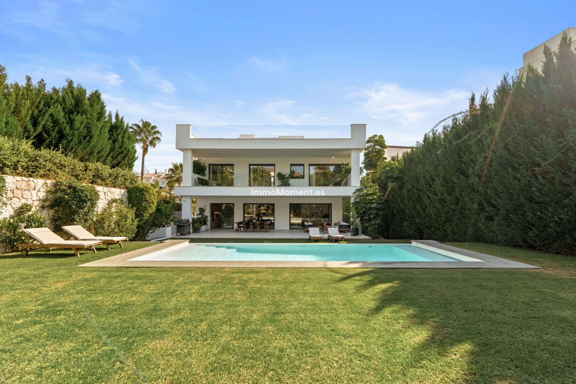 Resale - Villa - Marbella - Nueva Andalucía