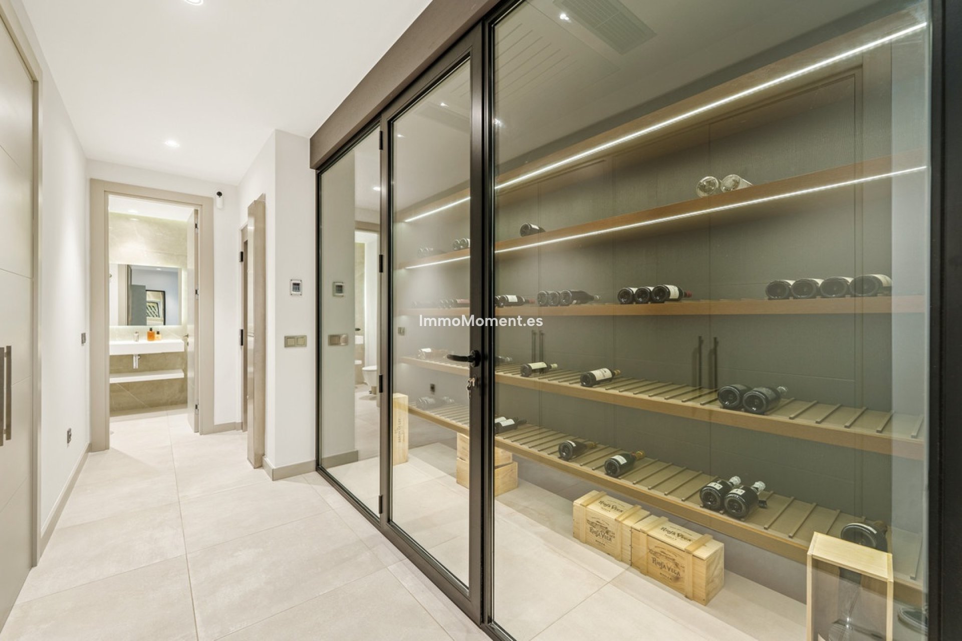 Resale - Villa - Marbella - Nueva Andalucía