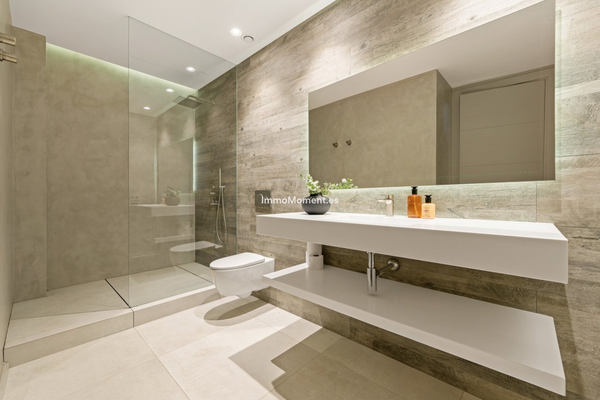 Resale - Villa - Marbella - Nueva Andalucía