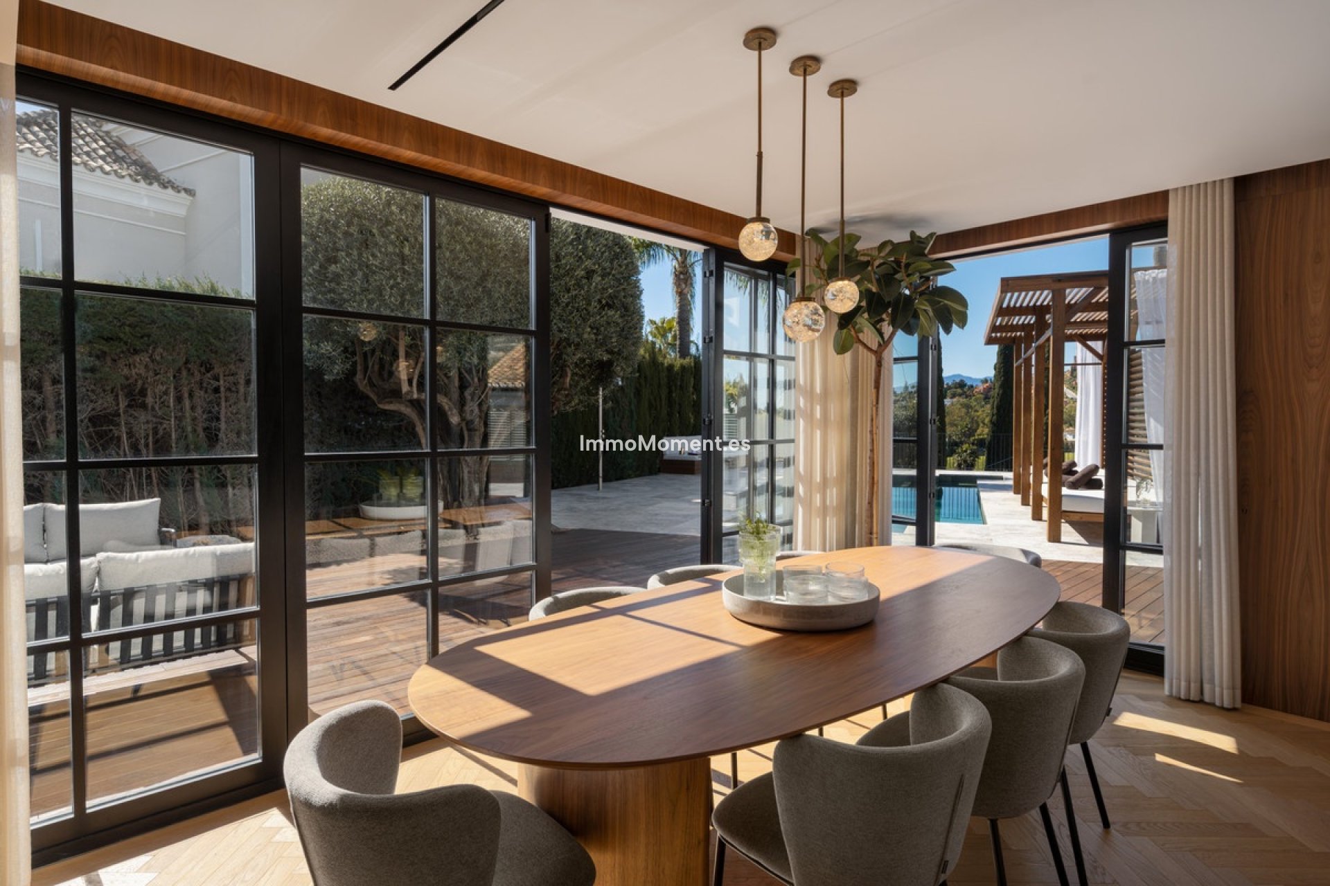 Resale - Villa - Marbella - Nueva Andalucía