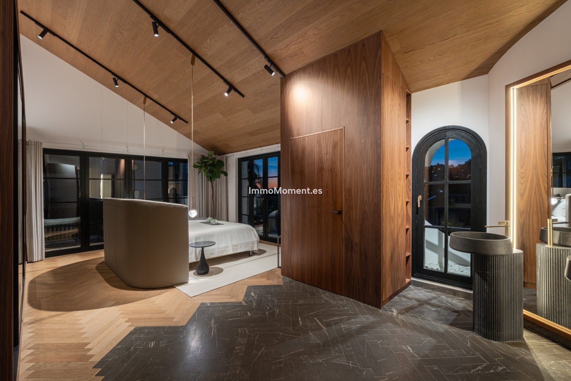 Resale - Villa - Marbella - Nueva Andalucía