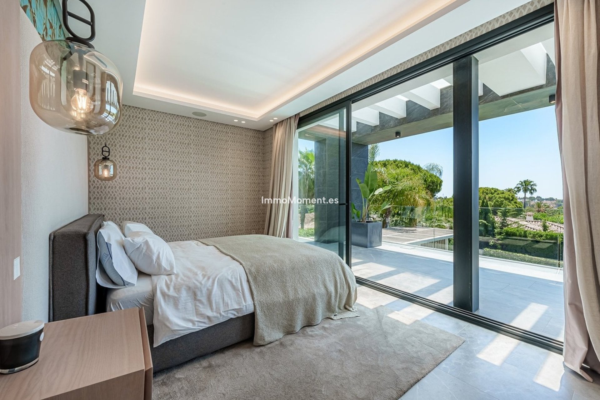 Resale - Villa - Marbella - Nueva Andalucía